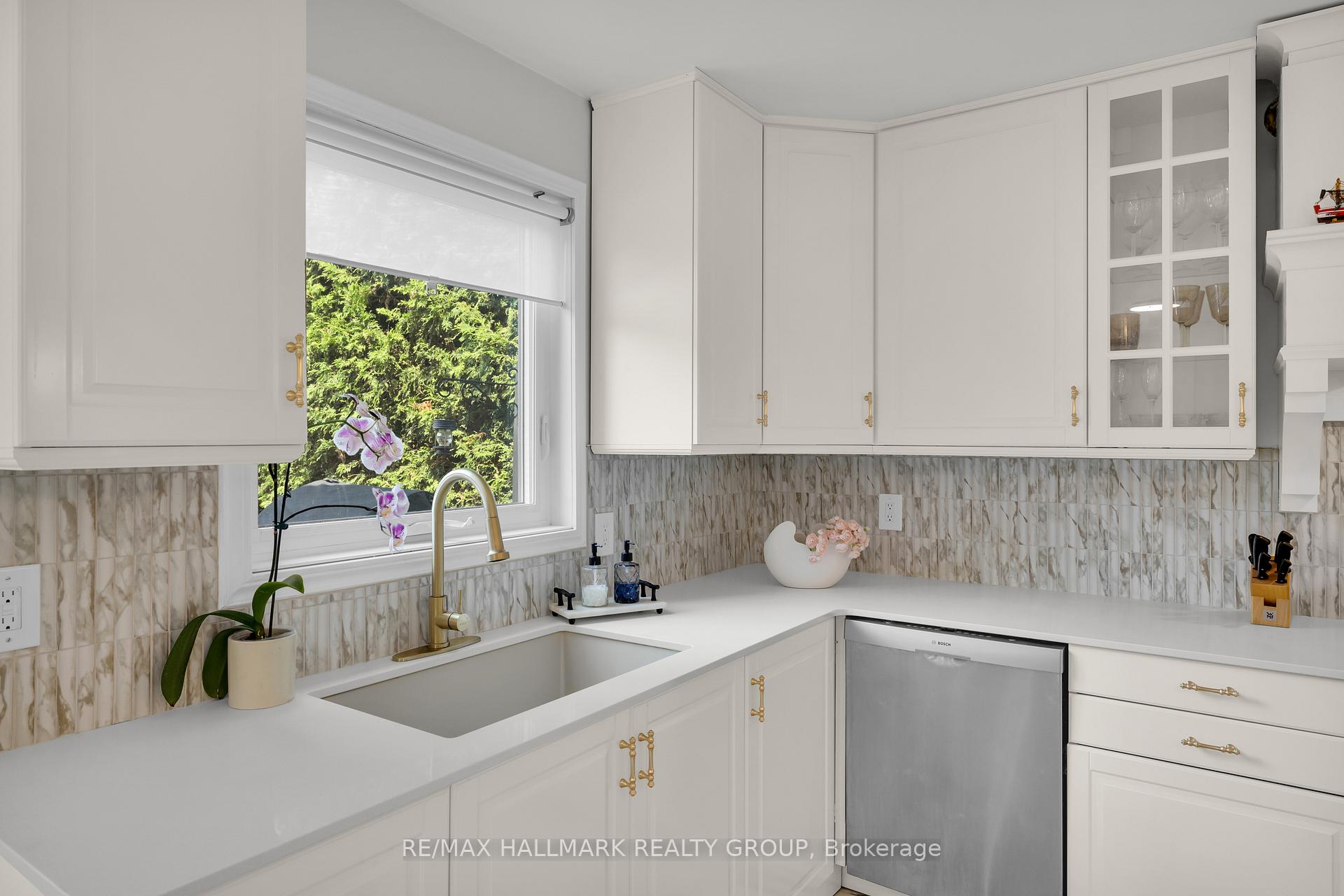 Photo 16 of 16 Allenby Road, Ottawa, Kanata - Morgan's Grant/South March — HOMEH