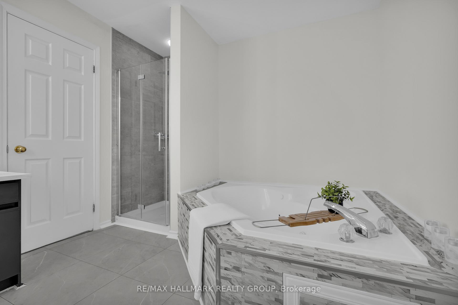 Photo 26 of 16 Allenby Road, Ottawa, Kanata - Morgan's Grant/South March — HOMEH