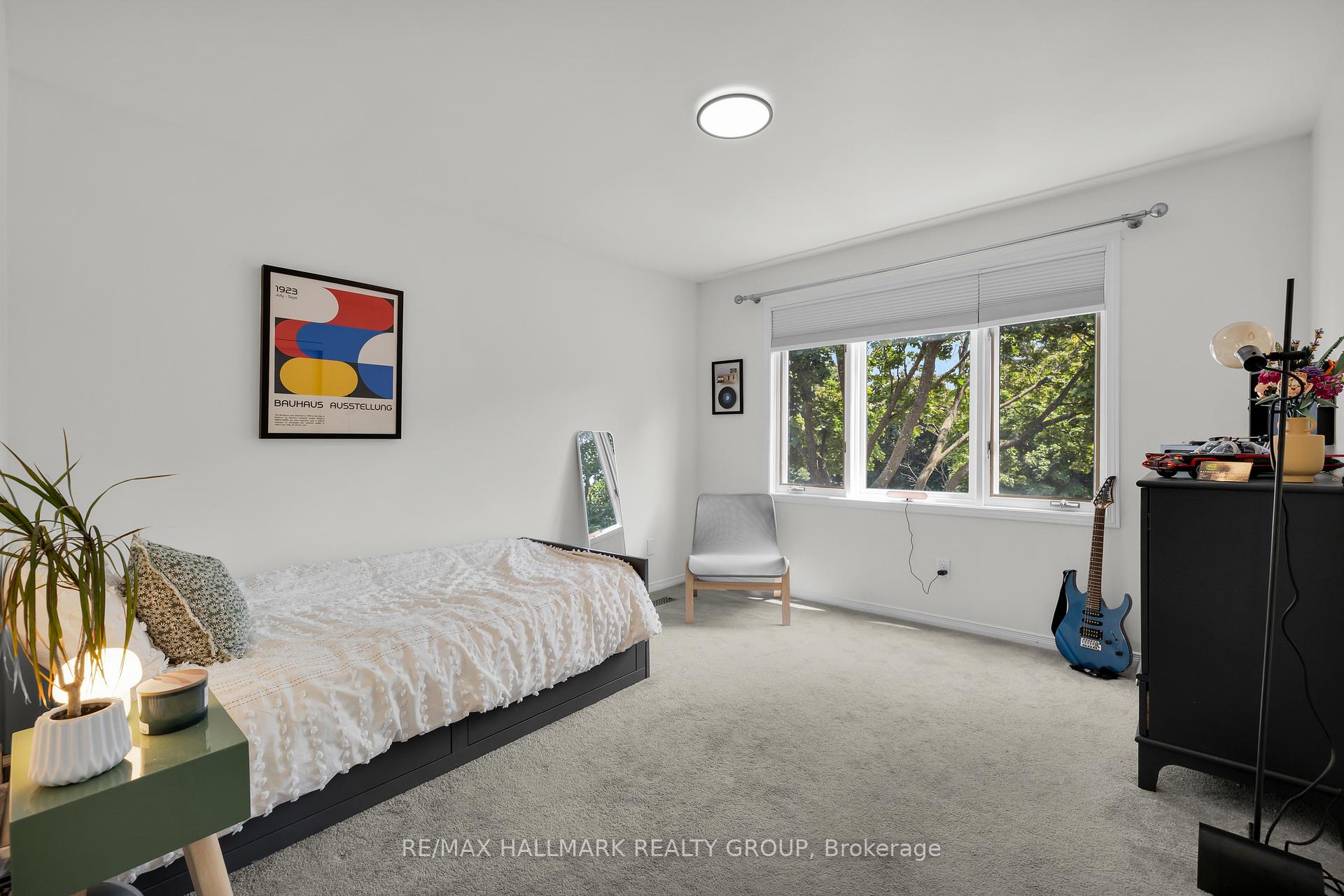 Photo 29 of 16 Allenby Road, Ottawa, Kanata - Morgan's Grant/South March — HOMEH