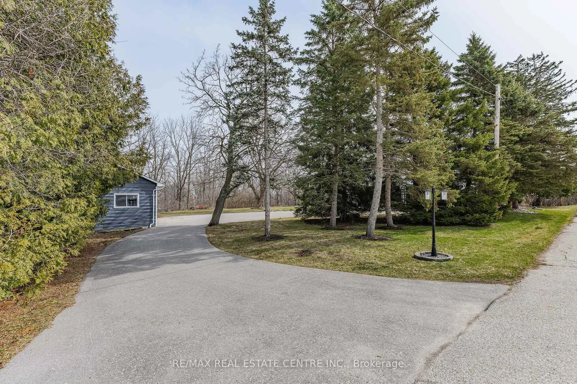 Photo 25 of 1 Hughson Street, North Dumfries — HOMEH