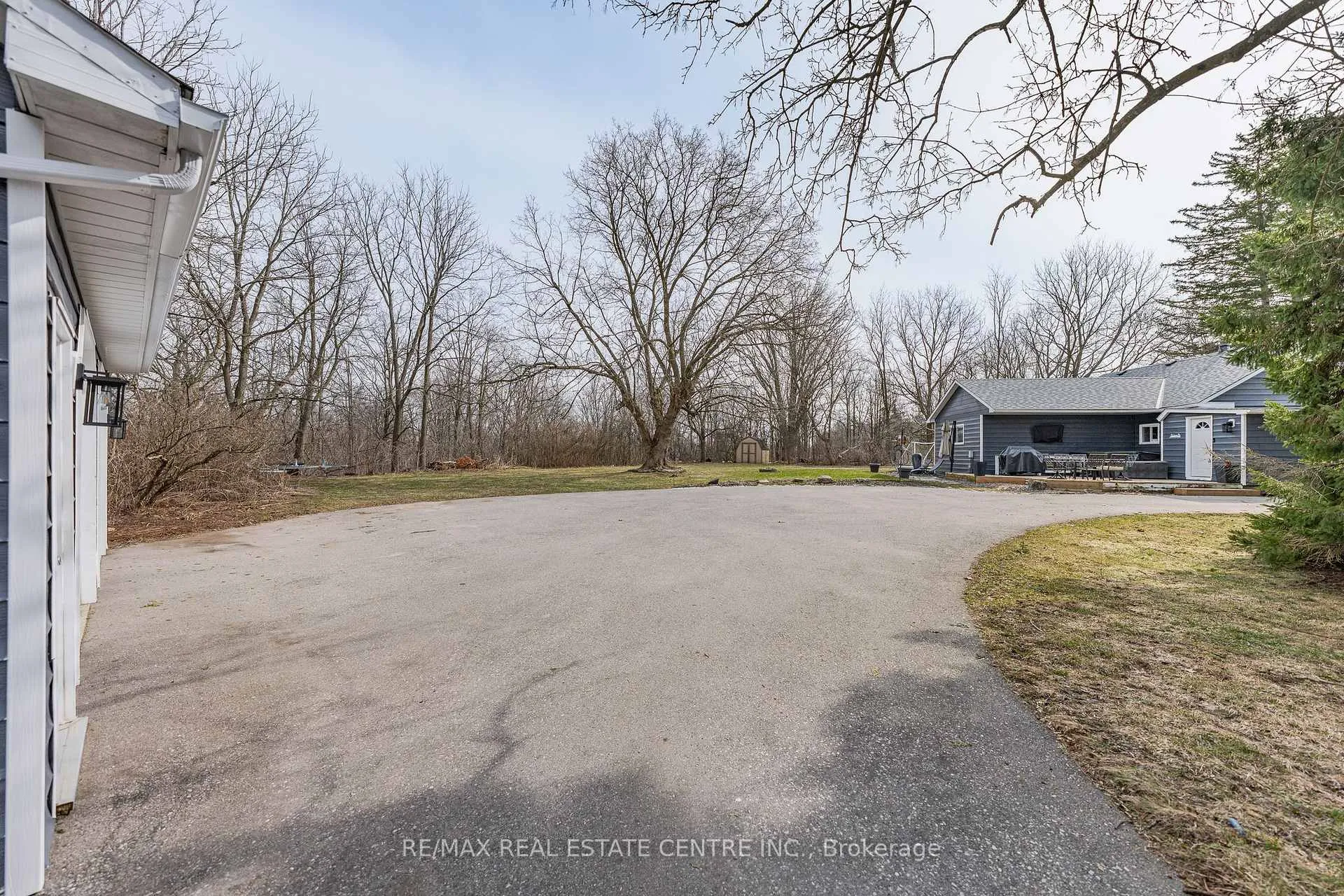Photo 26 of 1 Hughson Street, North Dumfries — HOMEH