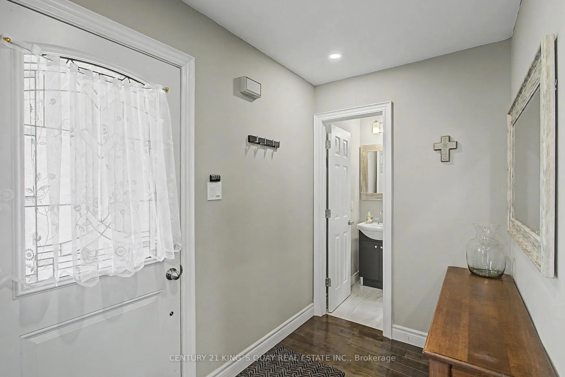 Photo 4 of 34 Palmer Drive, Ajax, Central — HOMEH