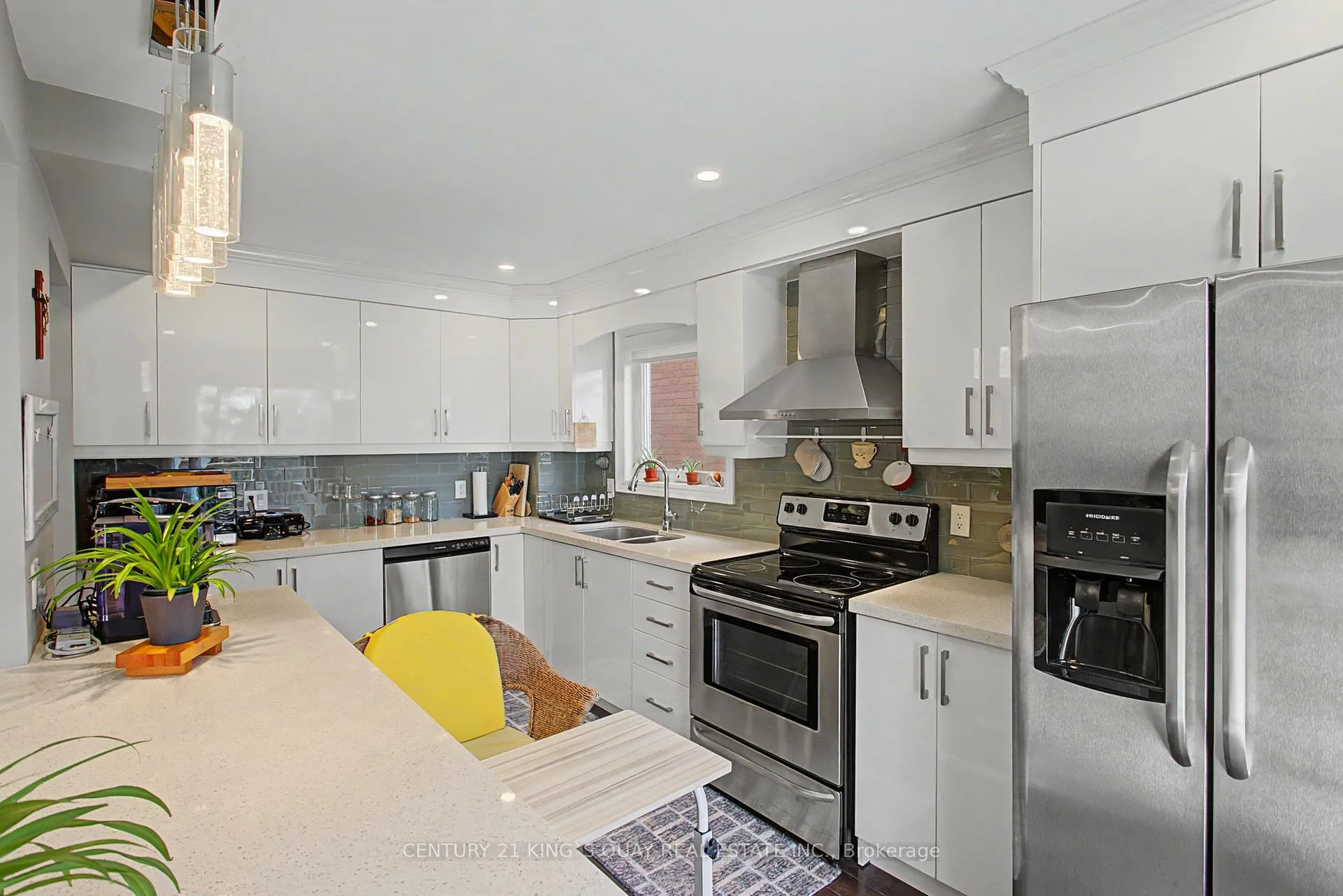 Photo 17 of 34 Palmer Drive, Ajax, Central — HOMEH