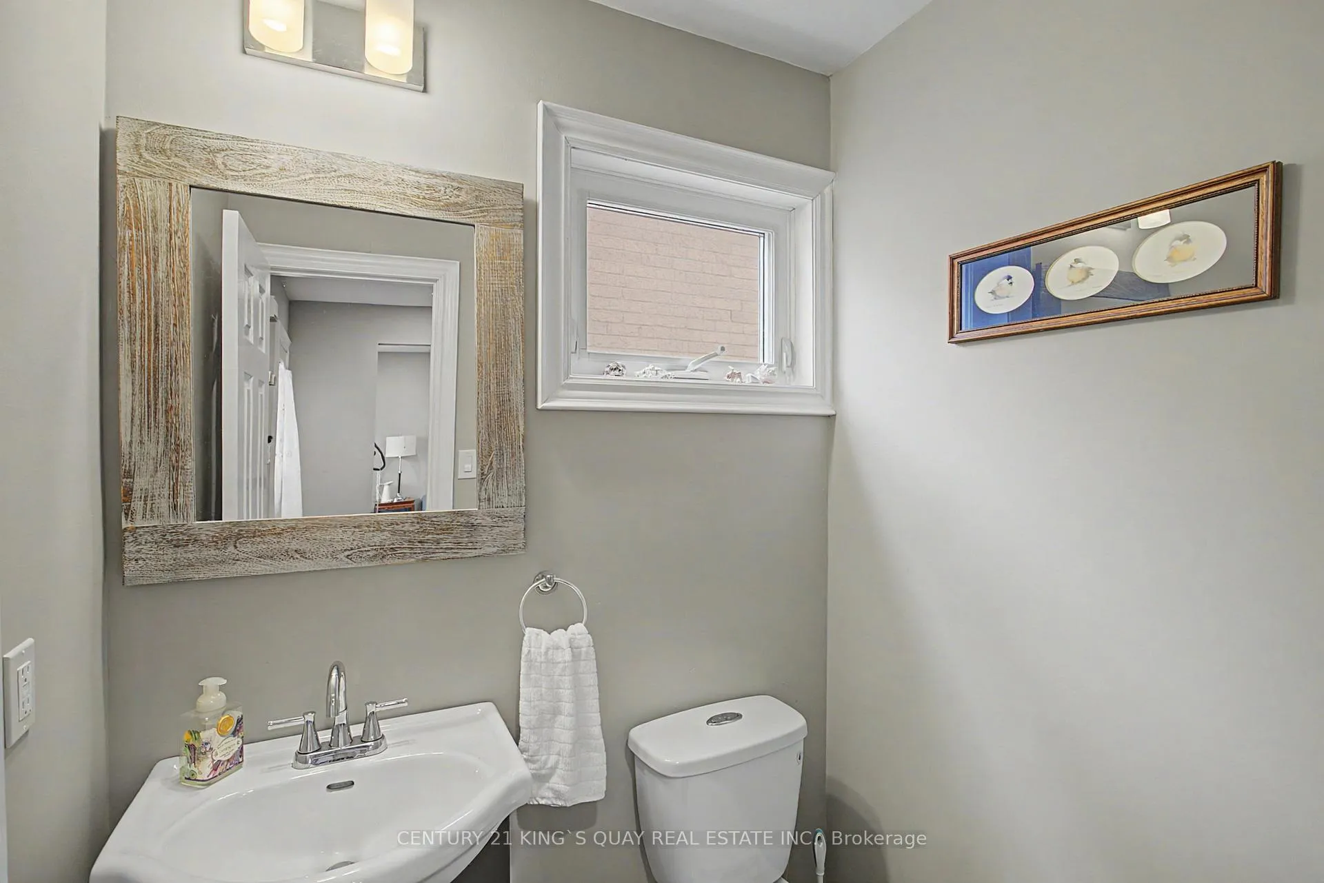 Photo 21 of 34 Palmer Drive, Ajax, Central — HOMEH