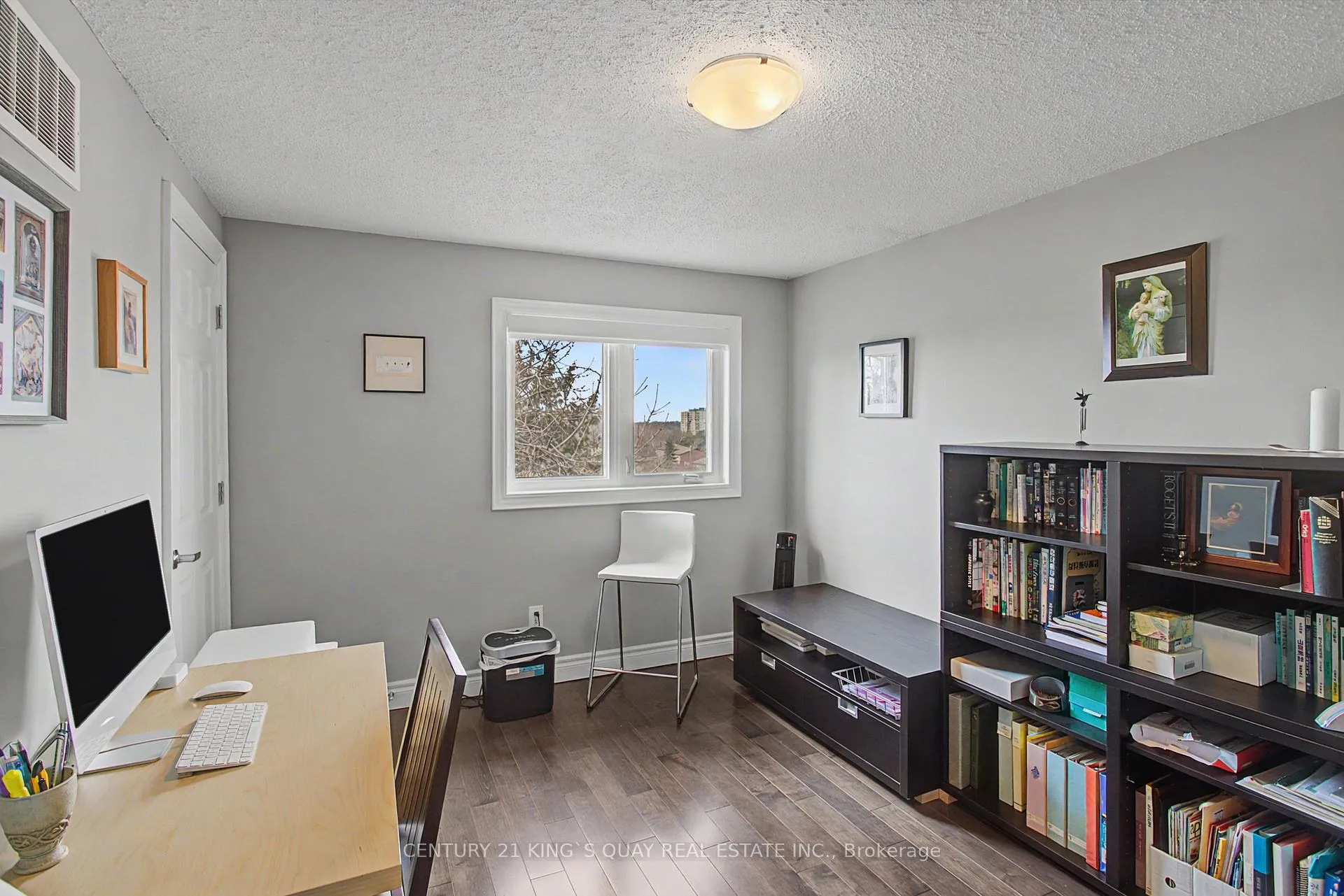 Photo 32 of 34 Palmer Drive, Ajax, Central — HOMEH