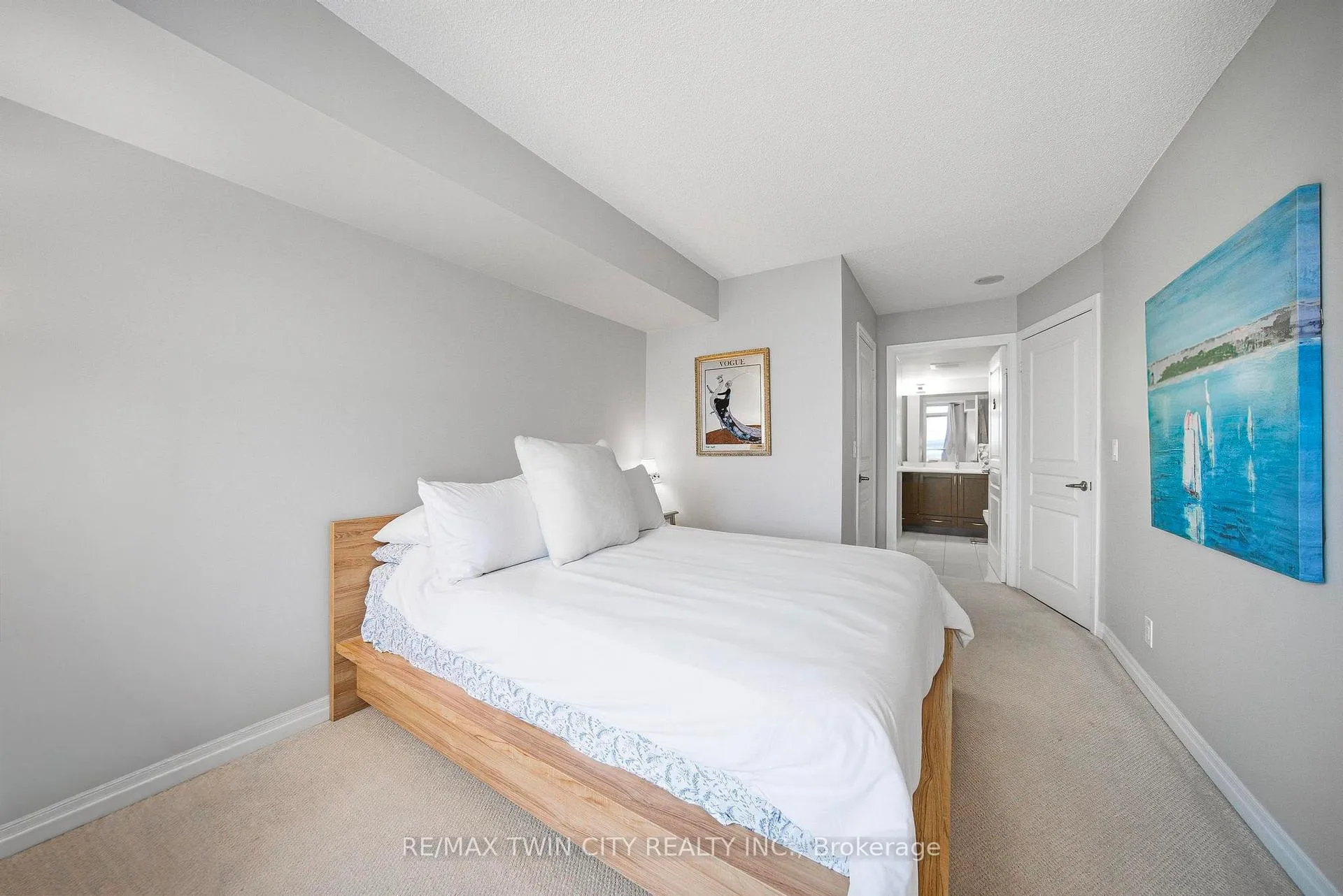 Photo 17 of Unit 1507, 1940 Ironstone Drive, Burlington, Uptown — HOMEH