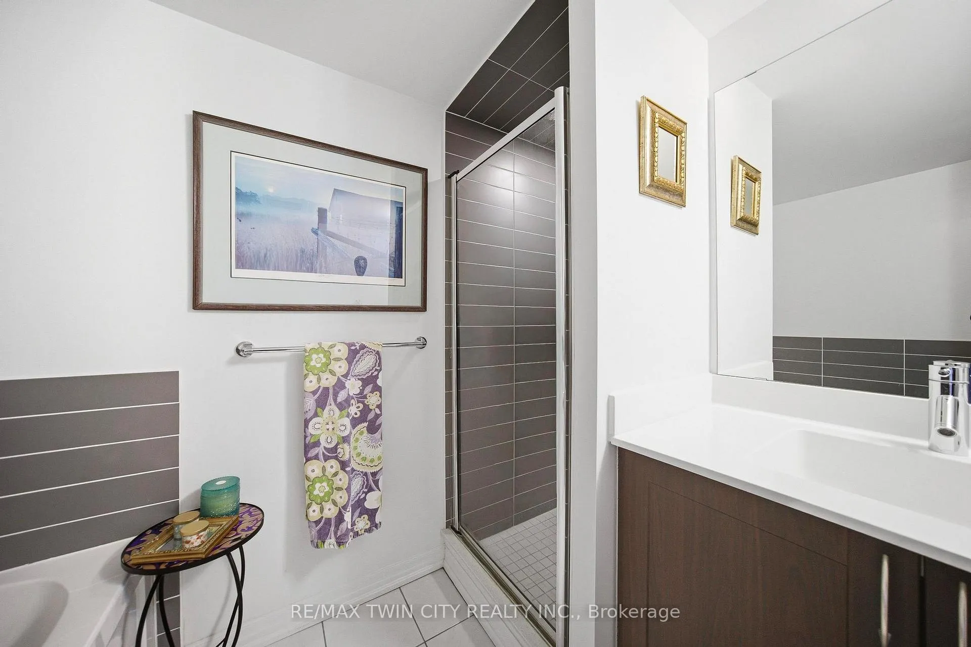 Photo 20 of Unit 1507, 1940 Ironstone Drive, Burlington, Uptown — HOMEH