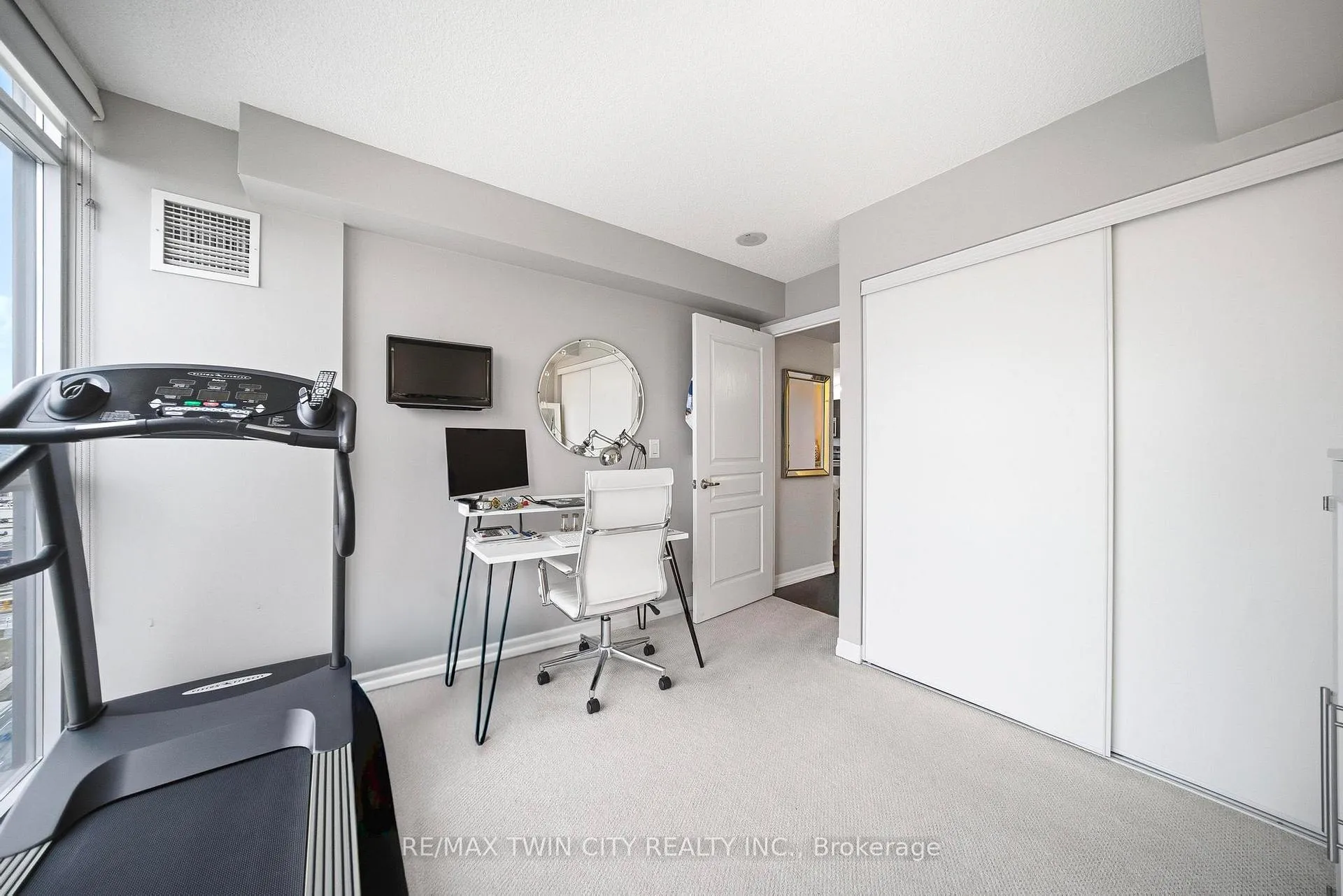 Photo 23 of Unit 1507, 1940 Ironstone Drive, Burlington, Uptown — HOMEH