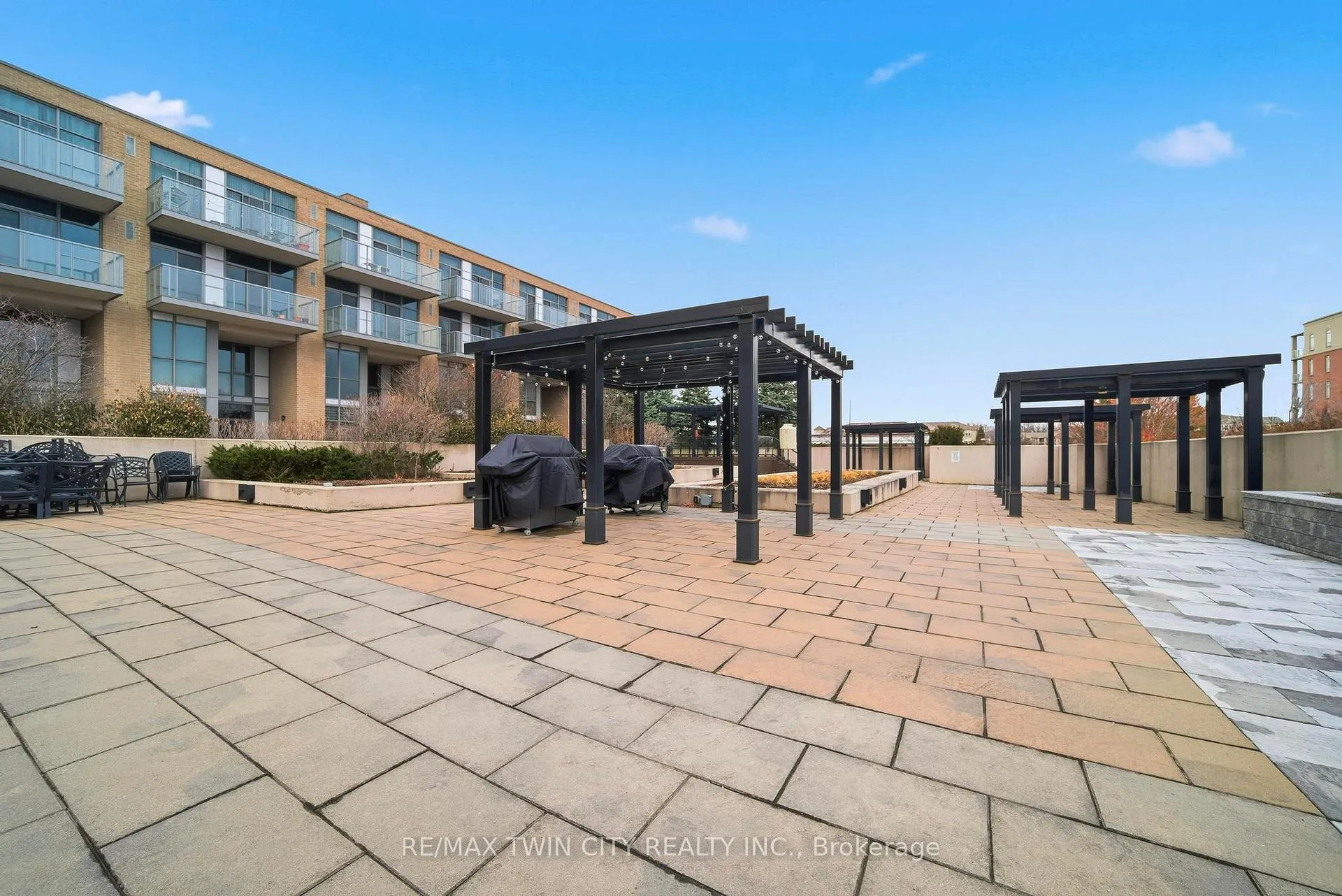 Photo 32 of Unit 1507, 1940 Ironstone Drive, Burlington, Uptown — HOMEH