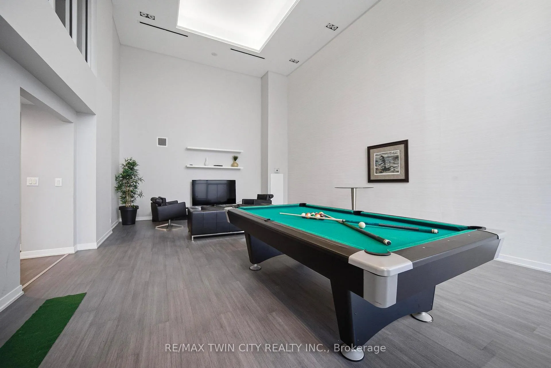 Photo 40 of Unit 1507, 1940 Ironstone Drive, Burlington, Uptown — HOMEH
