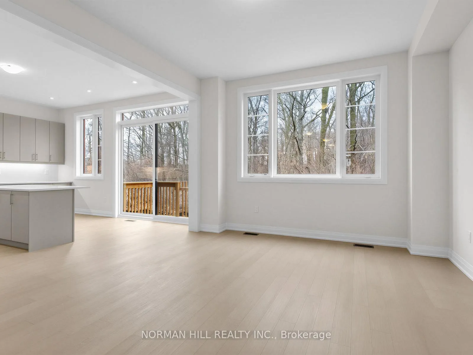 Photo 8 of 123 Antibes Drive, Brampton, Credit Valley — HOMEH