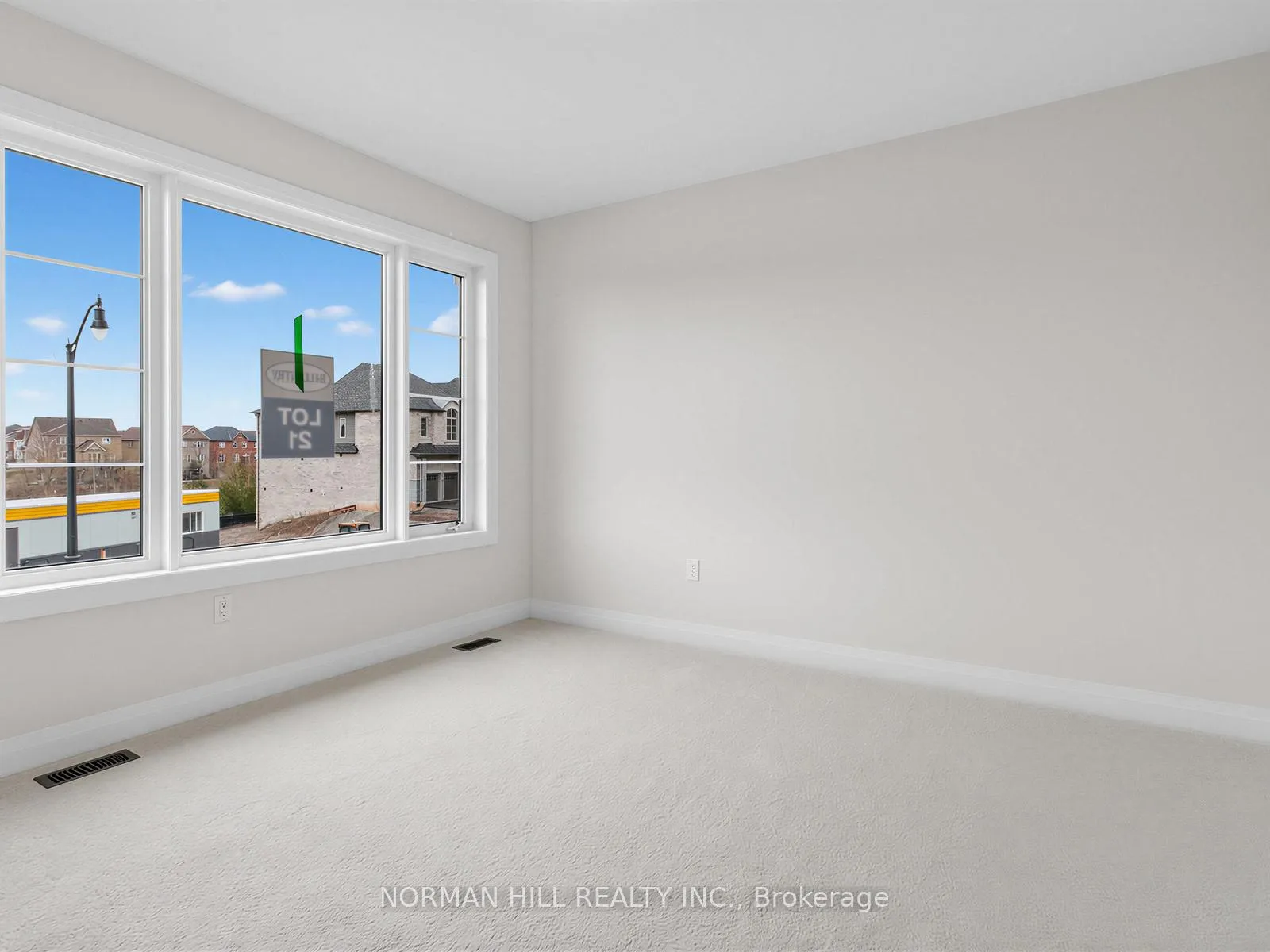Photo 9 of 123 Antibes Drive, Brampton, Credit Valley — HOMEH