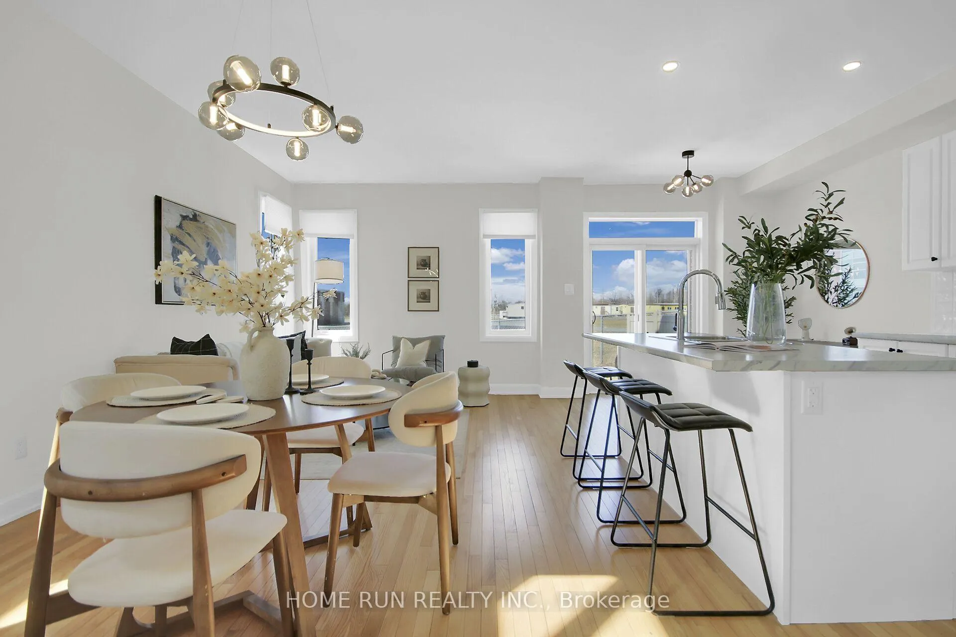Photo 4 of 157 Bending Way, Ottawa, Barrhaven - Hearts Desire — HOMEH