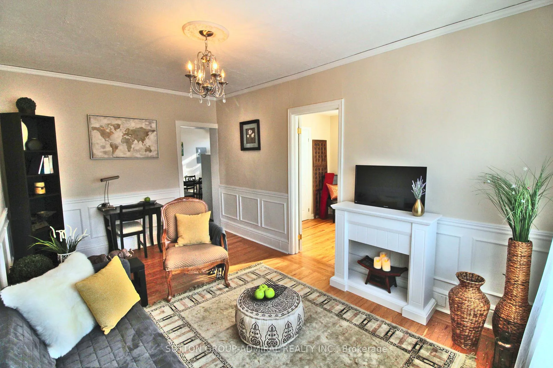 Photo 13 of 164 Wentworth Street S, Hamilton, Stinson — HOMEH