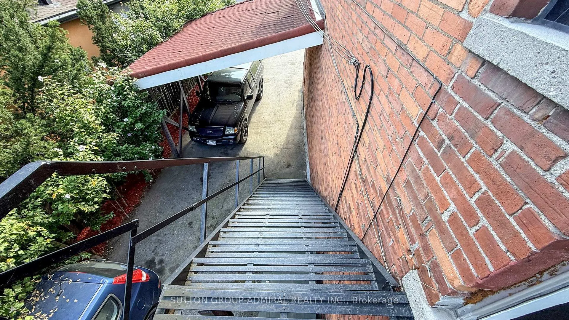 Photo 33 of 164 Wentworth Street S, Hamilton, Stinson — HOMEH
