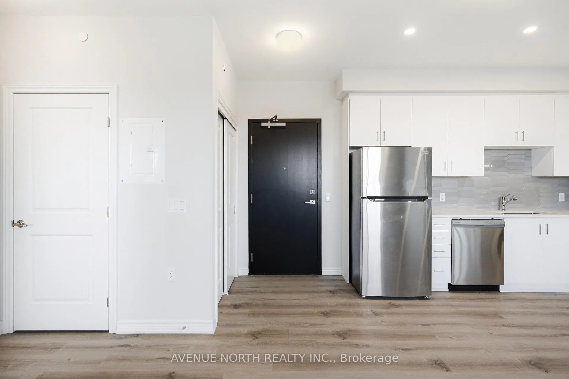 Photo 11 of Unit 511, 1350 Hemlock Road, Ottawa, CFB Rockcliffe and Area — HOMEH