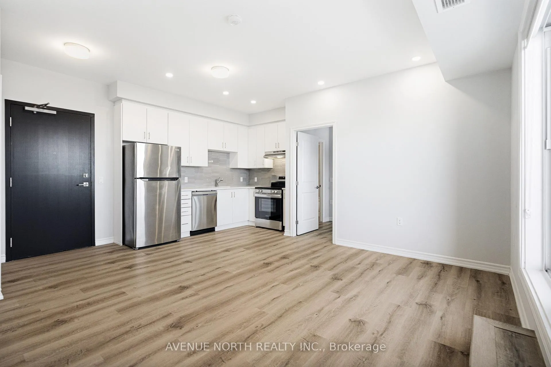 Photo 15 of Unit 511, 1350 Hemlock Road, Ottawa, CFB Rockcliffe and Area — HOMEH