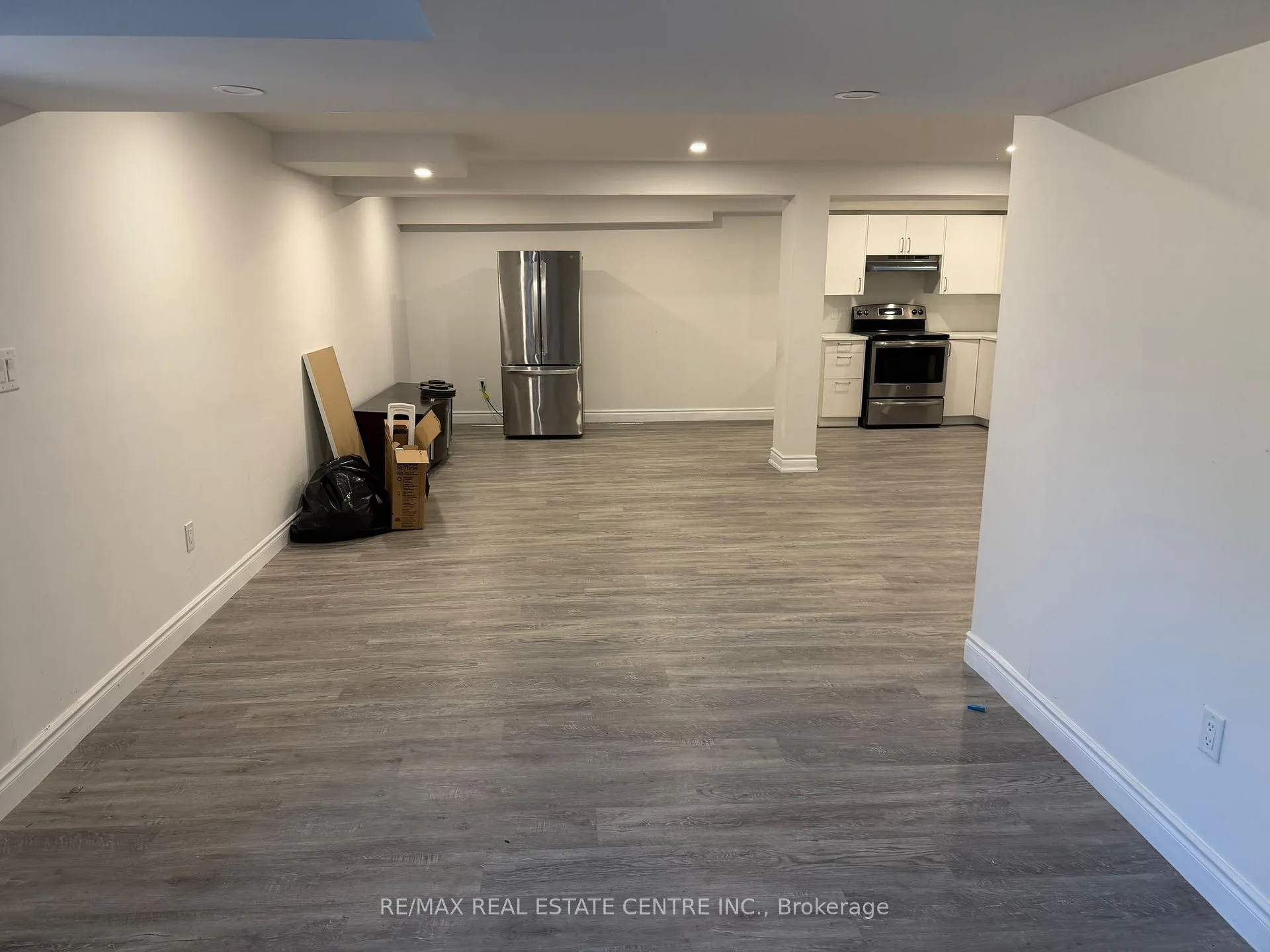 Photo 6 of Unit Basement, 29 Workmen's Circle, Ajax, Northwest Ajax — HOMEH