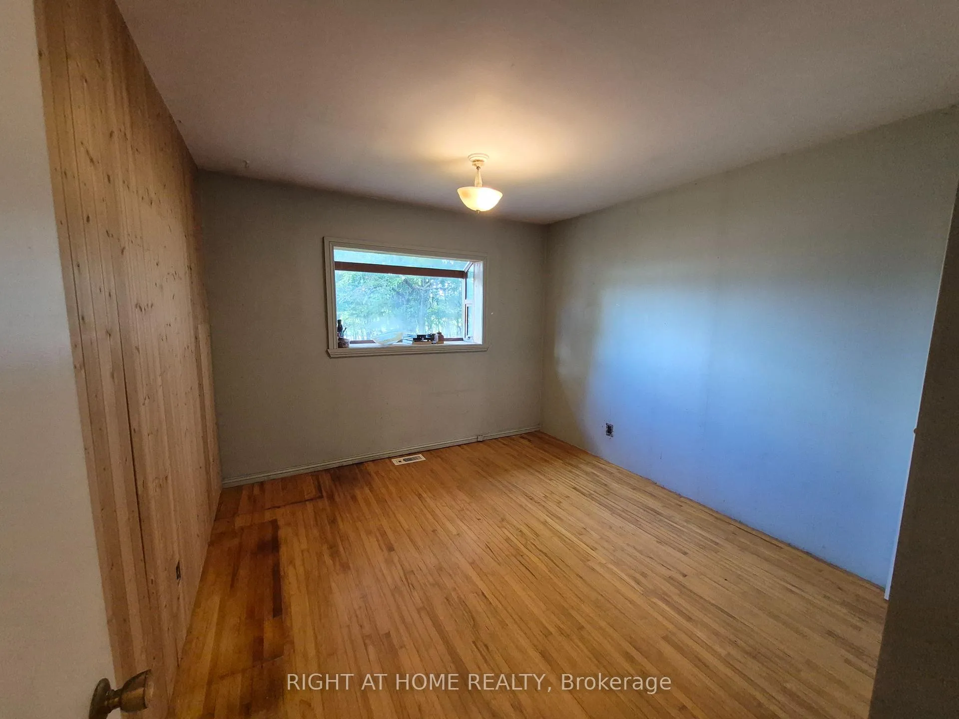 Photo 6 of 326 Calabogie Road, McNab/Braeside, Mcnab/Braeside Twps — HOMEH