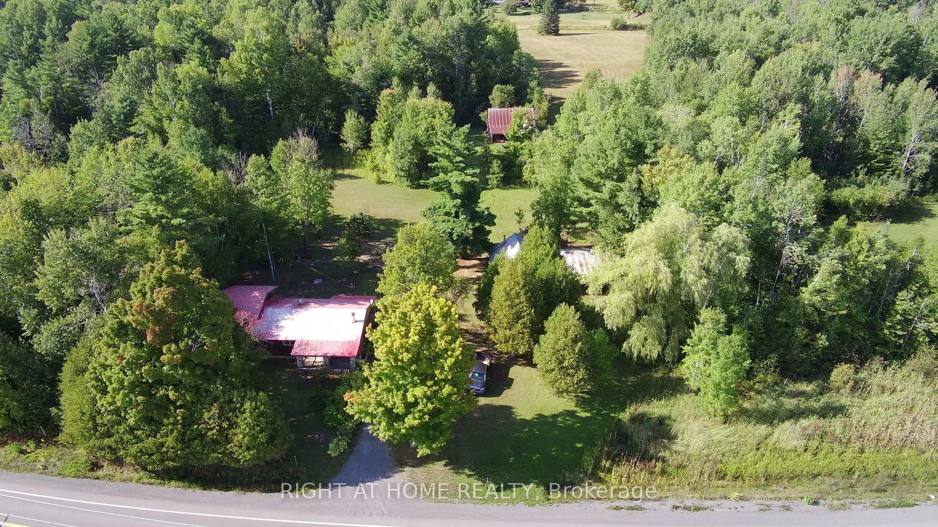 Photo 15 of 326 Calabogie Road, McNab/Braeside, Mcnab/Braeside Twps — HOMEH