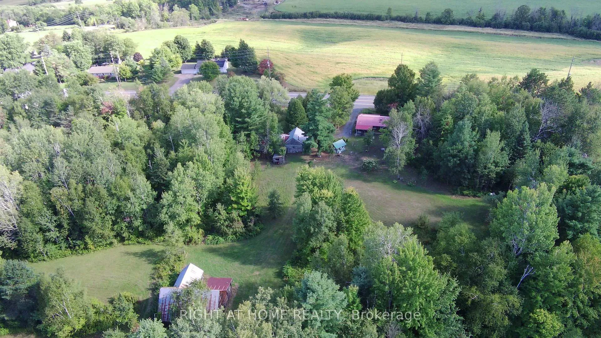 Photo 19 of 326 Calabogie Road, McNab/Braeside, Mcnab/Braeside Twps — HOMEH