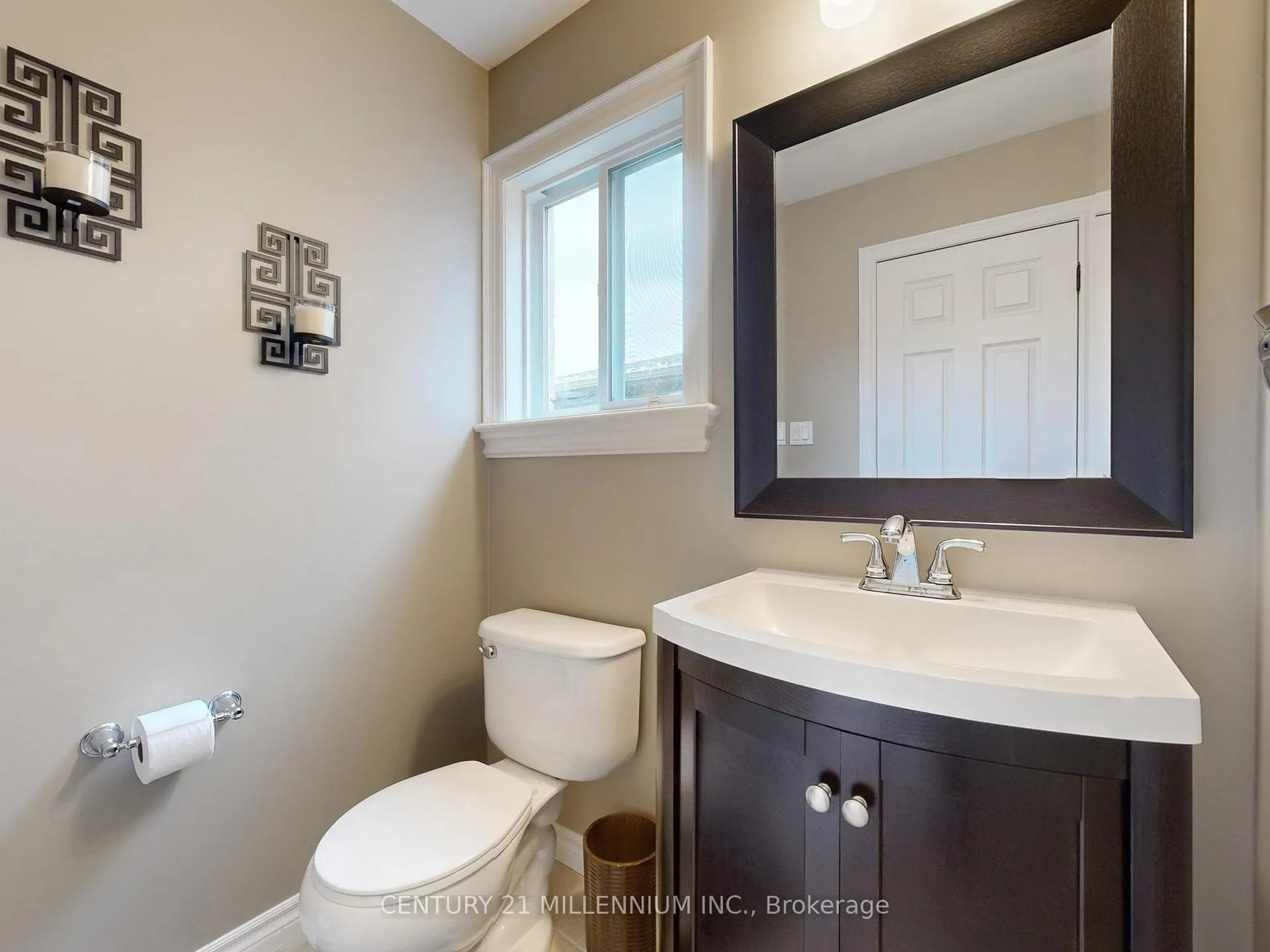 Photo 21 of 56 Irwin Crescent, New Tecumseth, Alliston — HOMEH