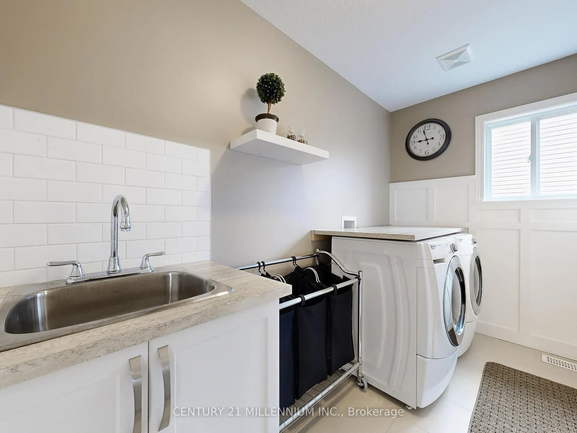 Photo 33 of 56 Irwin Crescent, New Tecumseth, Alliston — HOMEH