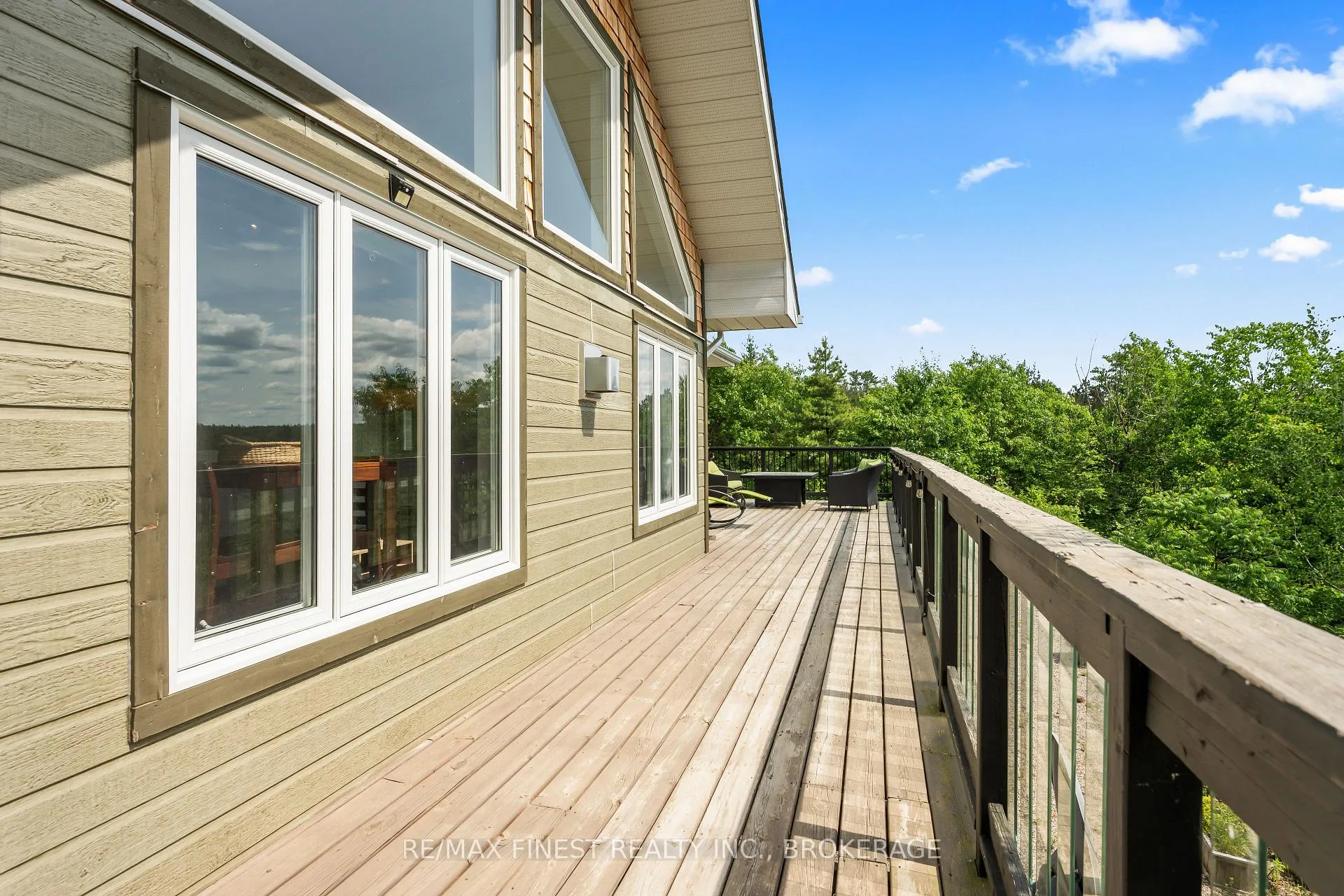 Photo 4 of 2092 Beach Road, Frontenac, Frontenac North — HOMEH