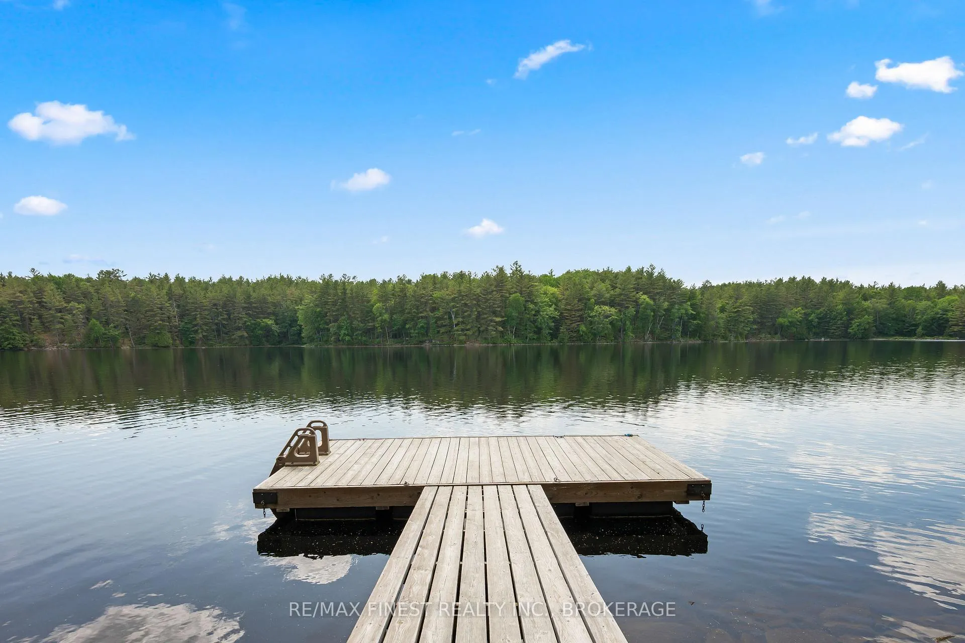 Photo 10 of 2092 Beach Road, Frontenac, Frontenac North — HOMEH