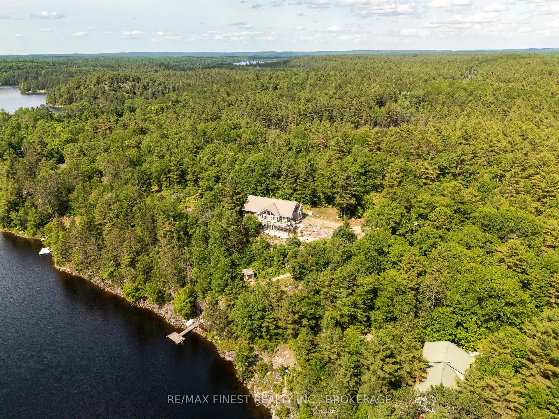 Photo 14 of 2092 Beach Road, Frontenac, Frontenac North — HOMEH