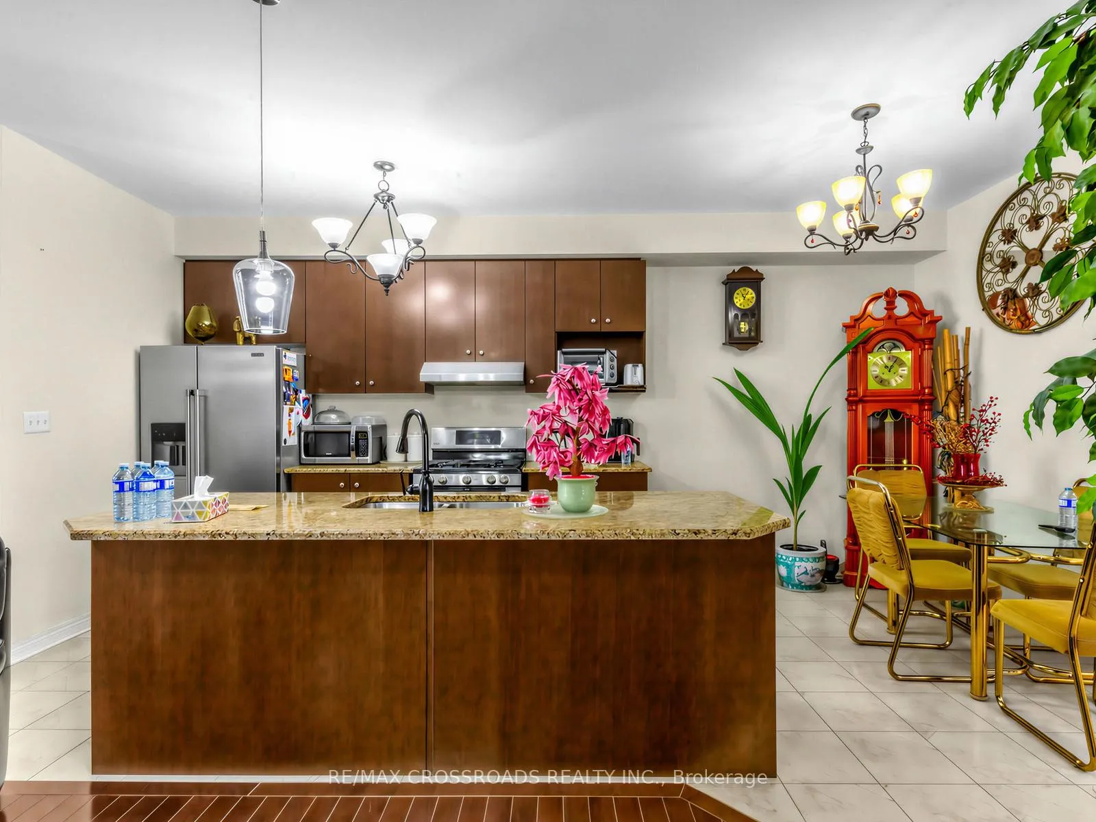 Photo 10 of 9 Rossmore Drive, Markham, Cornell — HOMEH