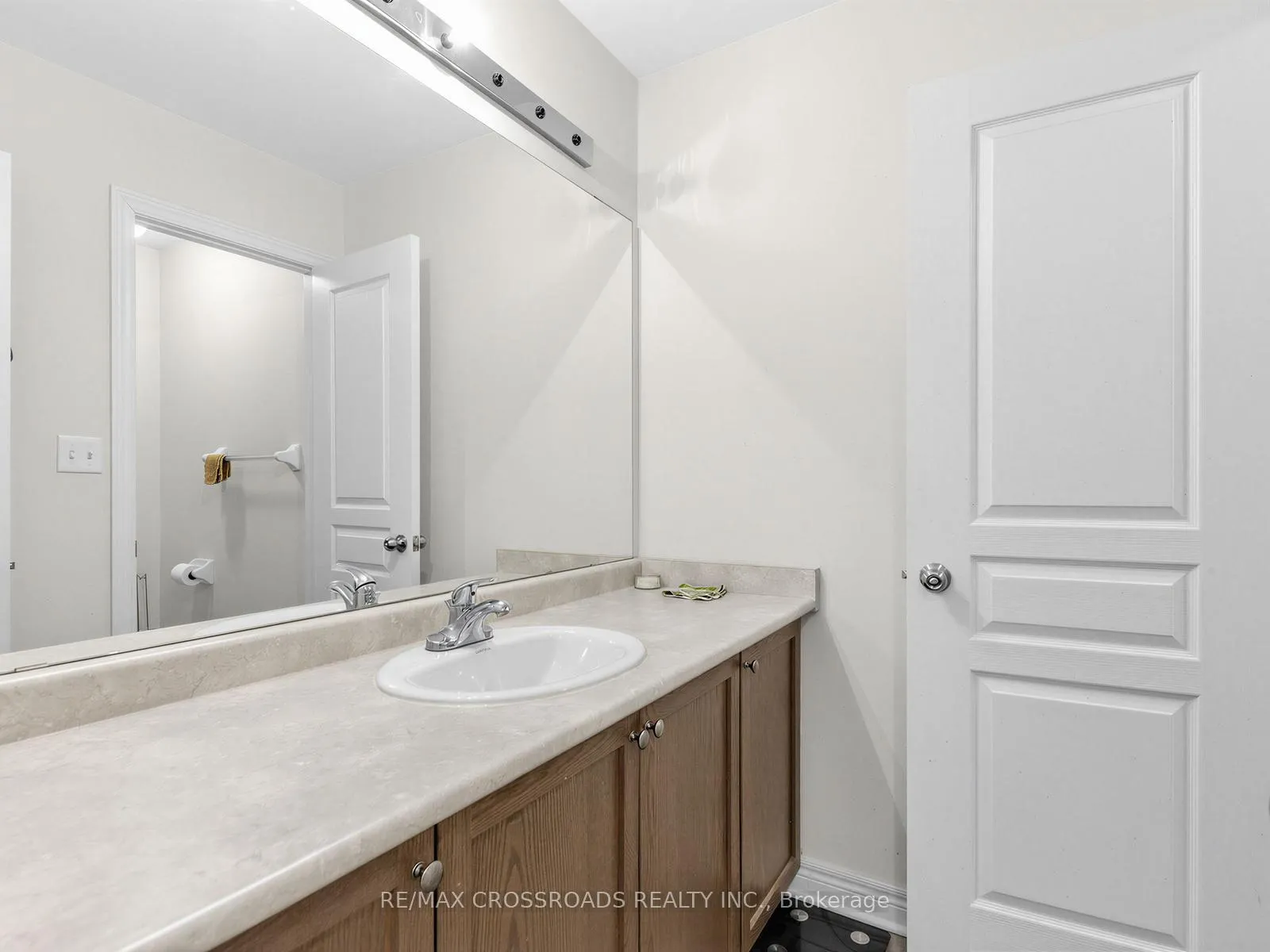 Photo 17 of 9 Rossmore Drive, Markham, Cornell — HOMEH