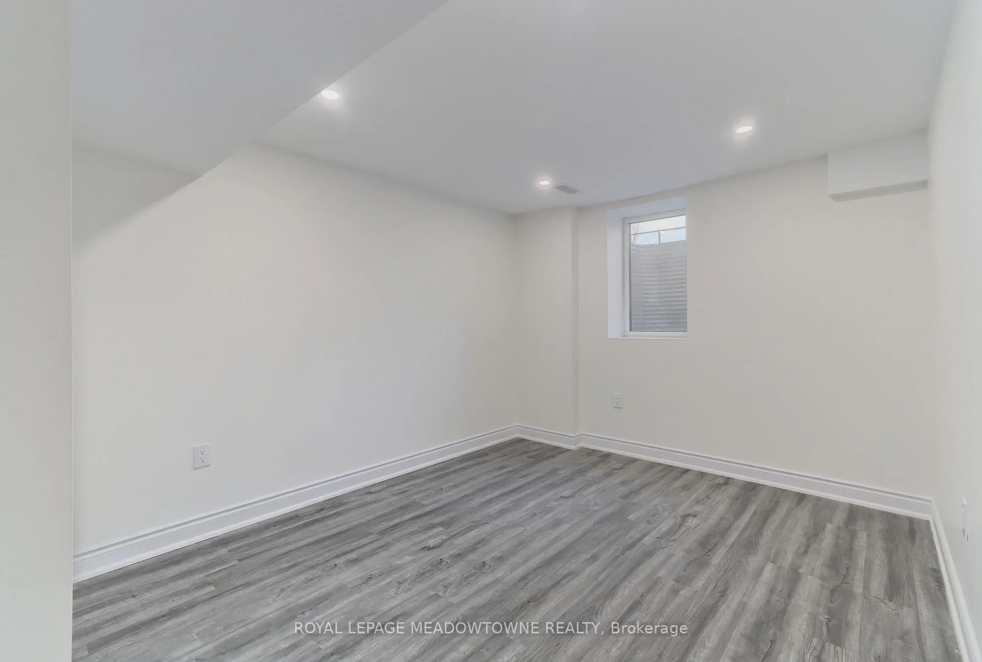 Photo 18 of Unit BSMT, 103 Goodwin Crescent, Milton, Ford — HOMEH