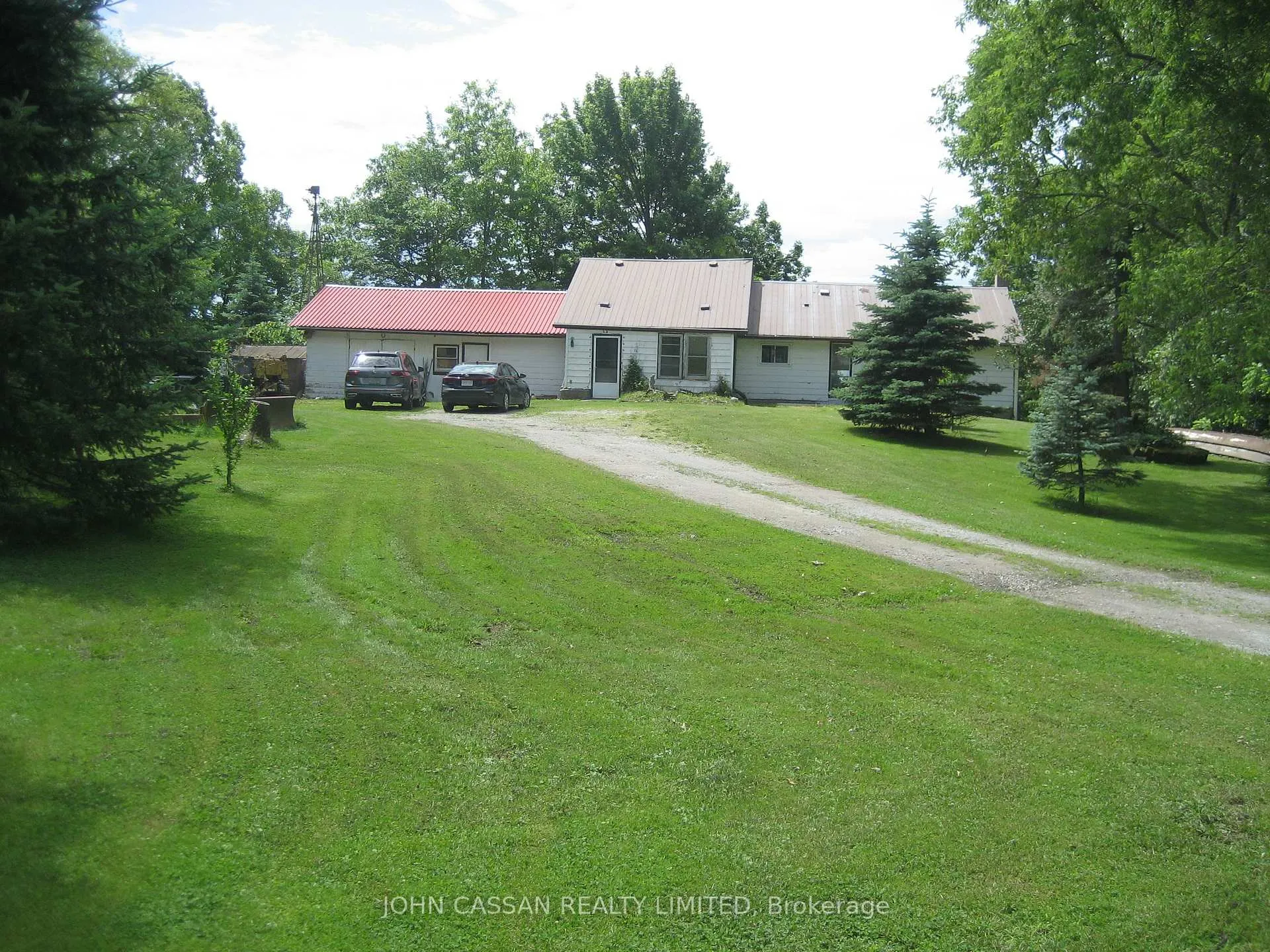 Photo of 404 New Lakeshore Road