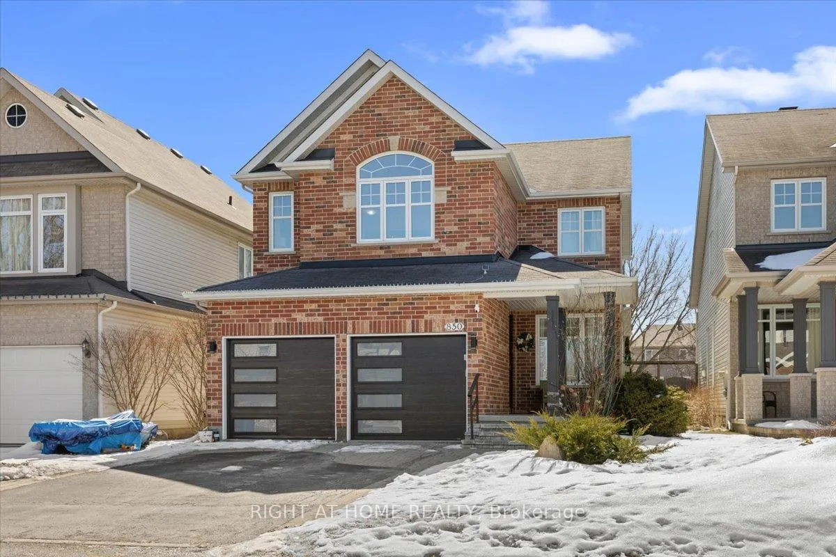 Front of 850 Feather Moss Way