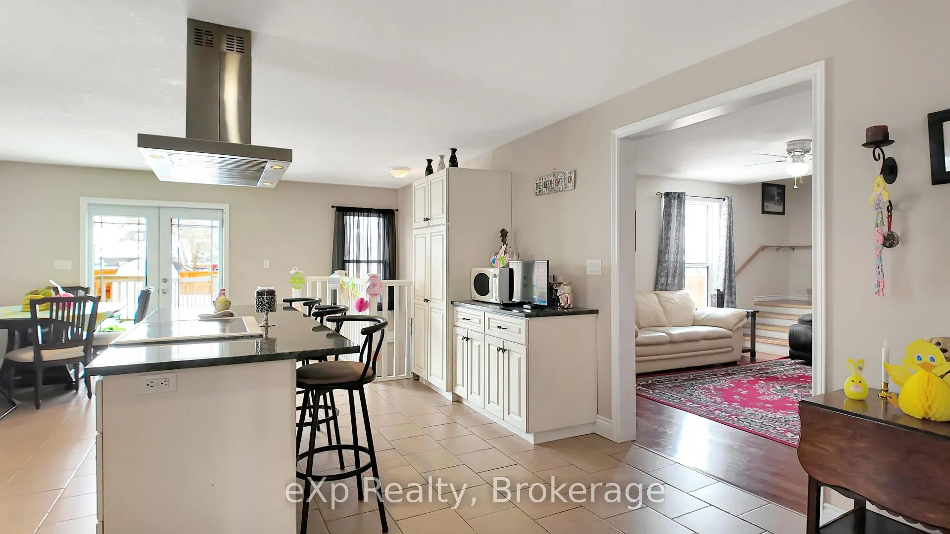 Photo 5 of 370 6th Avenue, Hanover — HOMEH