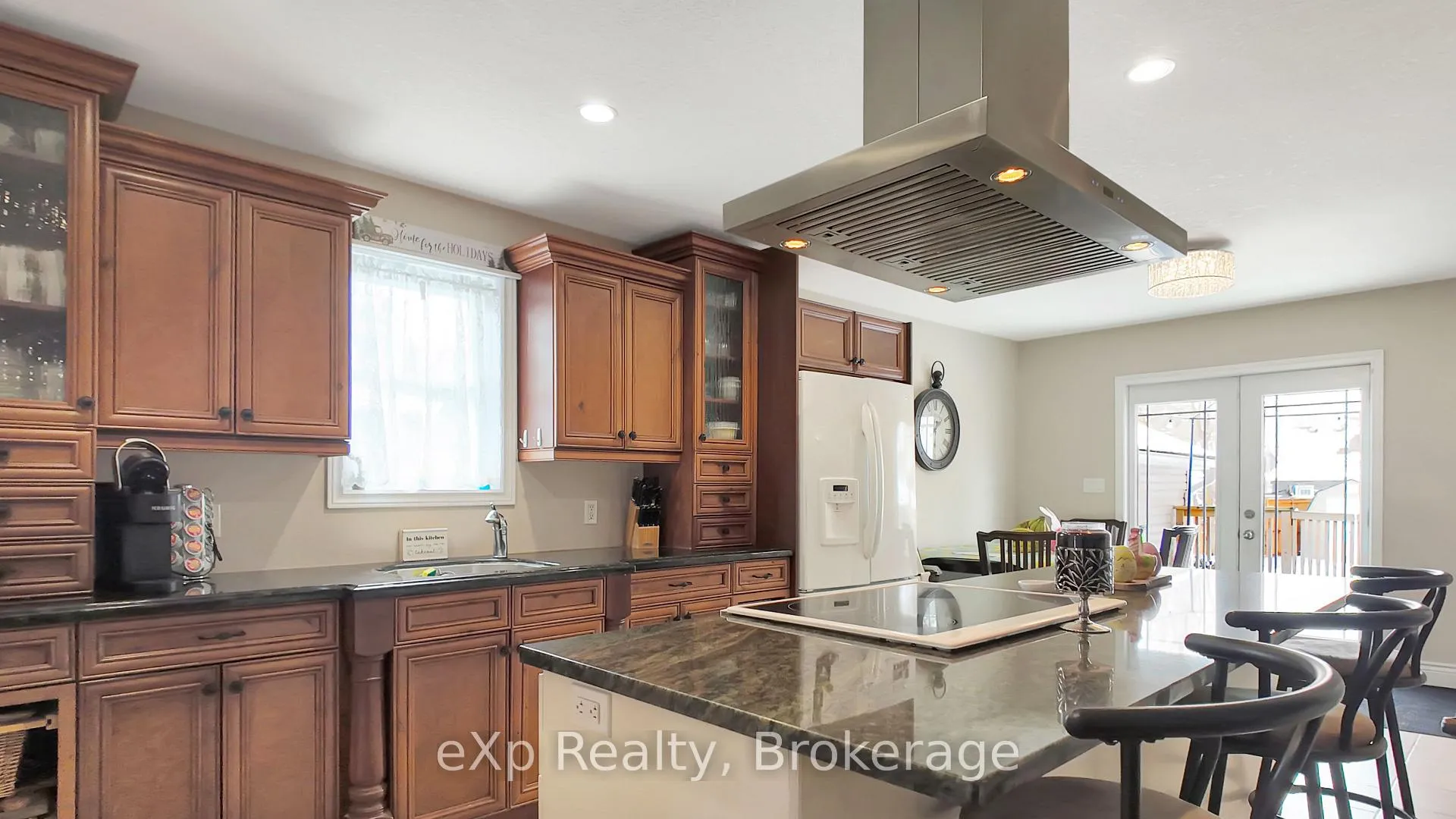 Photo 6 of 370 6th Avenue, Hanover — HOMEH