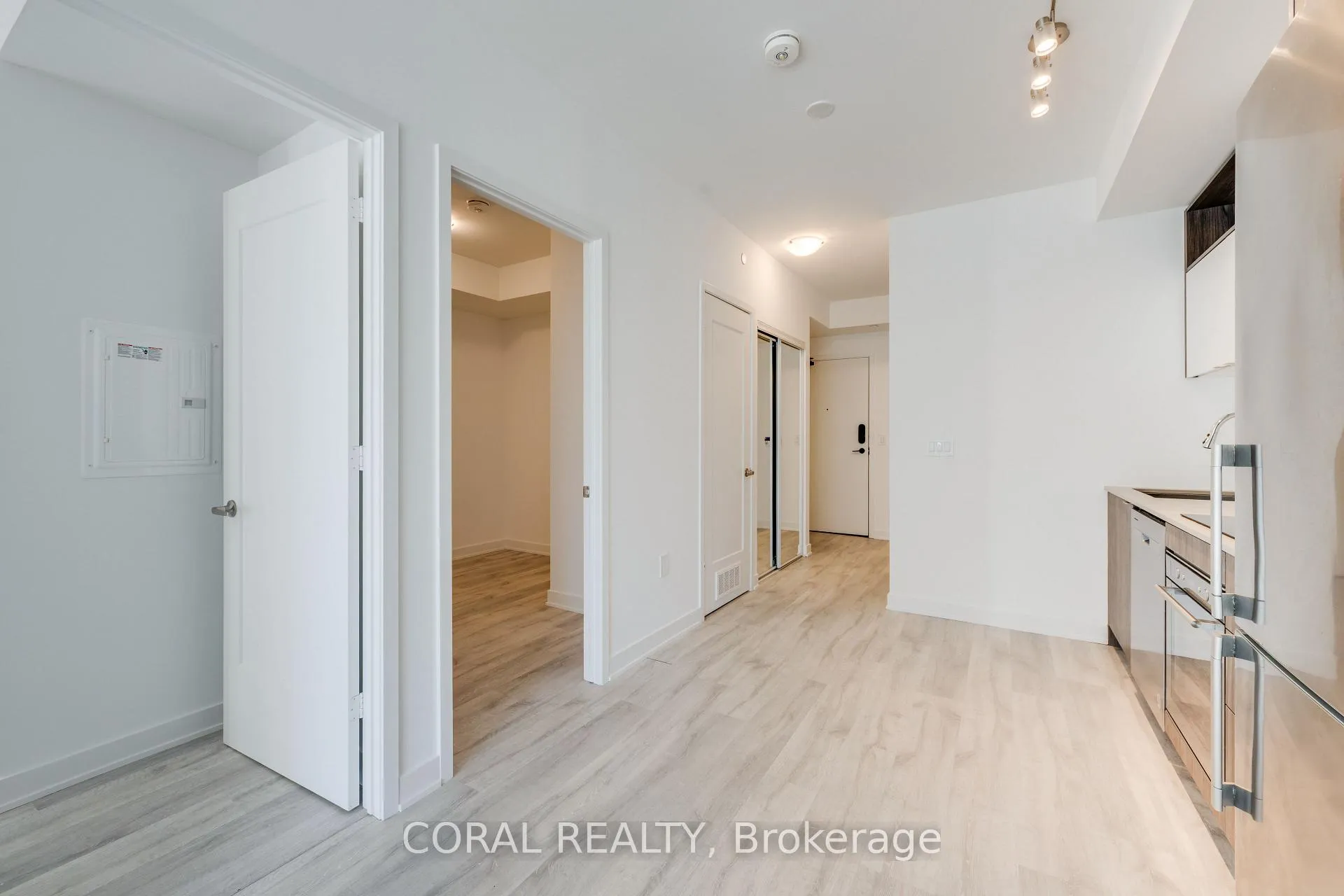 Photo 10 of Unit 347, 60 Princess Street, Toronto, Waterfront Communities — HOMEH