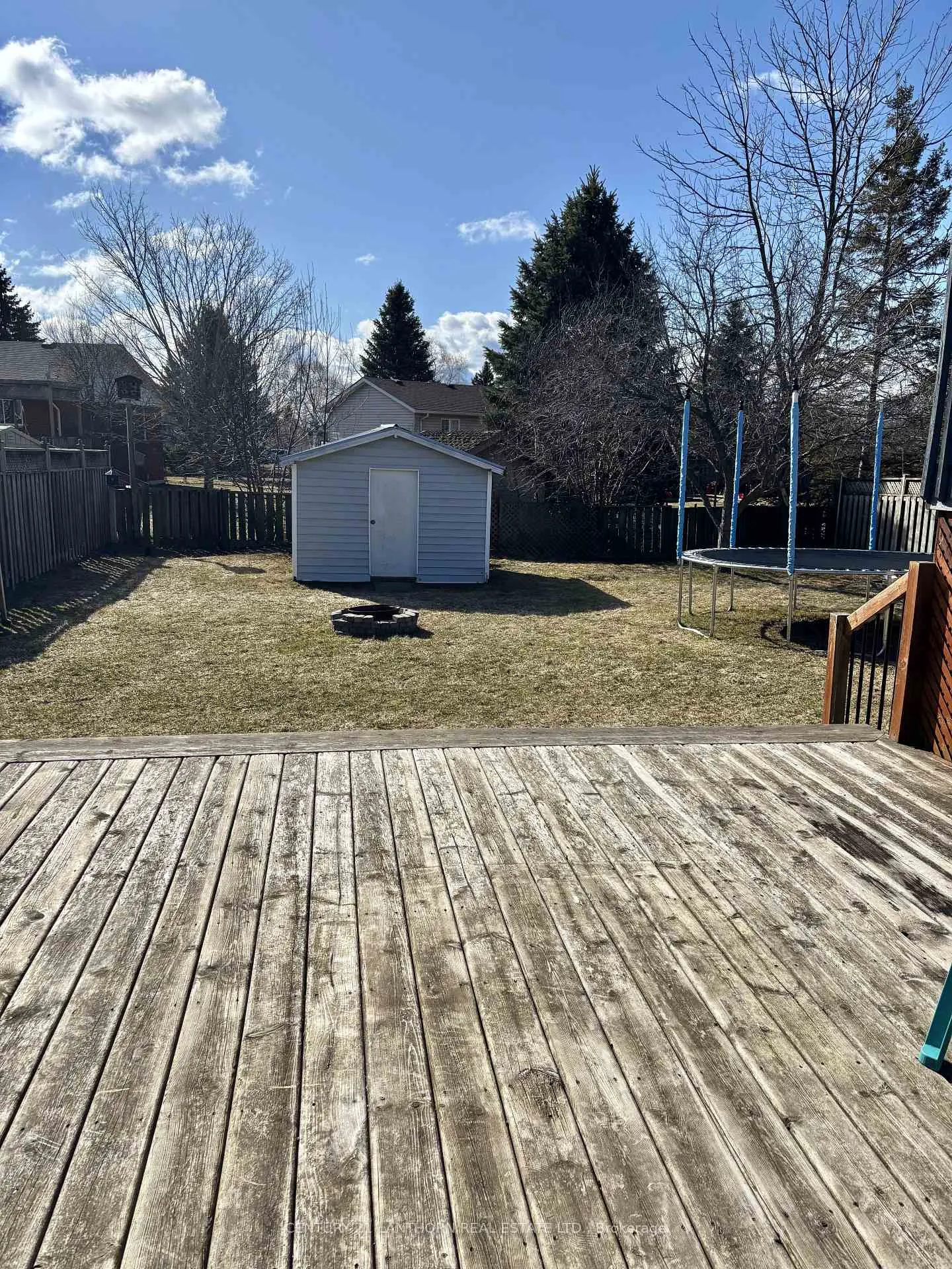 Photo 14 of Unit Lower, 3 1st Avenue, Prince Edward County, Wellington Ward — HOMEH