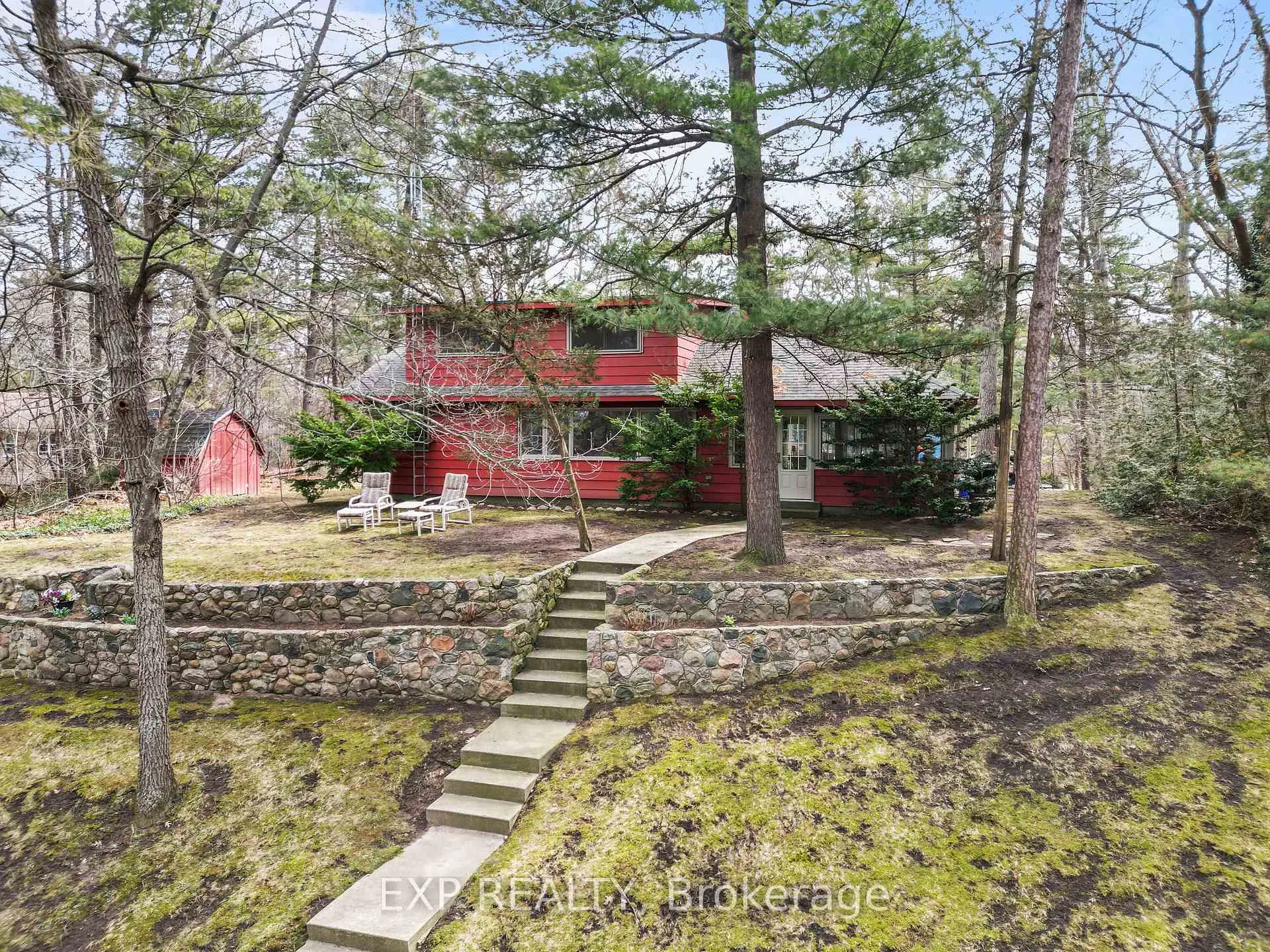 Photo 2 of 9 Summit Avenue, South Huron, Stephen — HOMEH