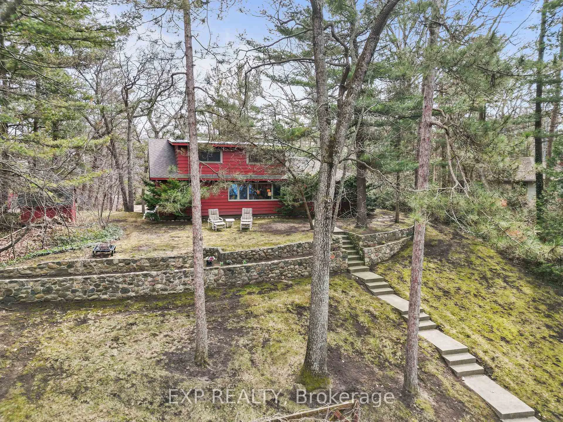 Photo 8 of 9 Summit Avenue, South Huron, Stephen — HOMEH