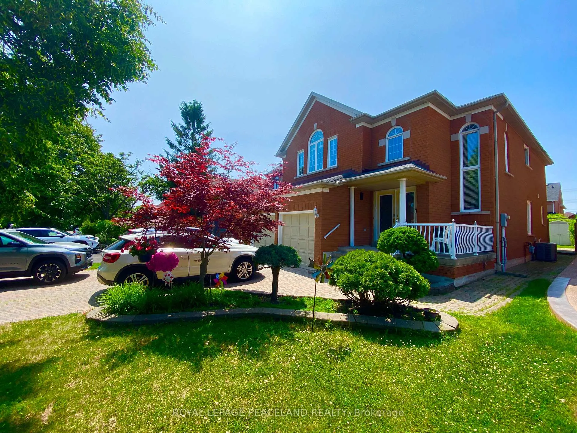 Photo 4 of 107 Quince Crescent, Markham, Rouge River Estates — HOMEH