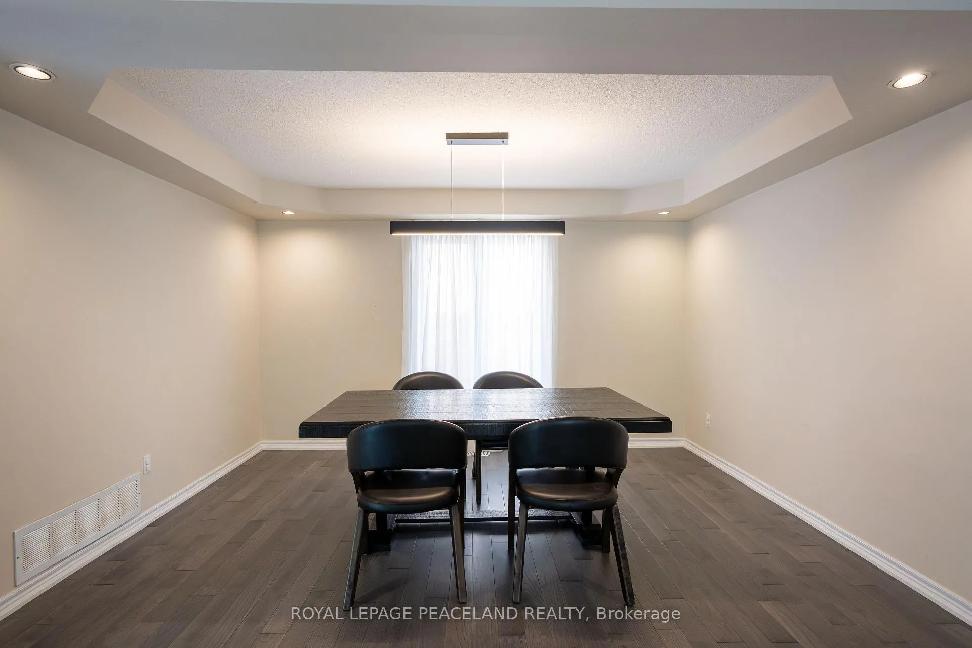 Photo 17 of 107 Quince Crescent, Markham, Rouge River Estates — HOMEH