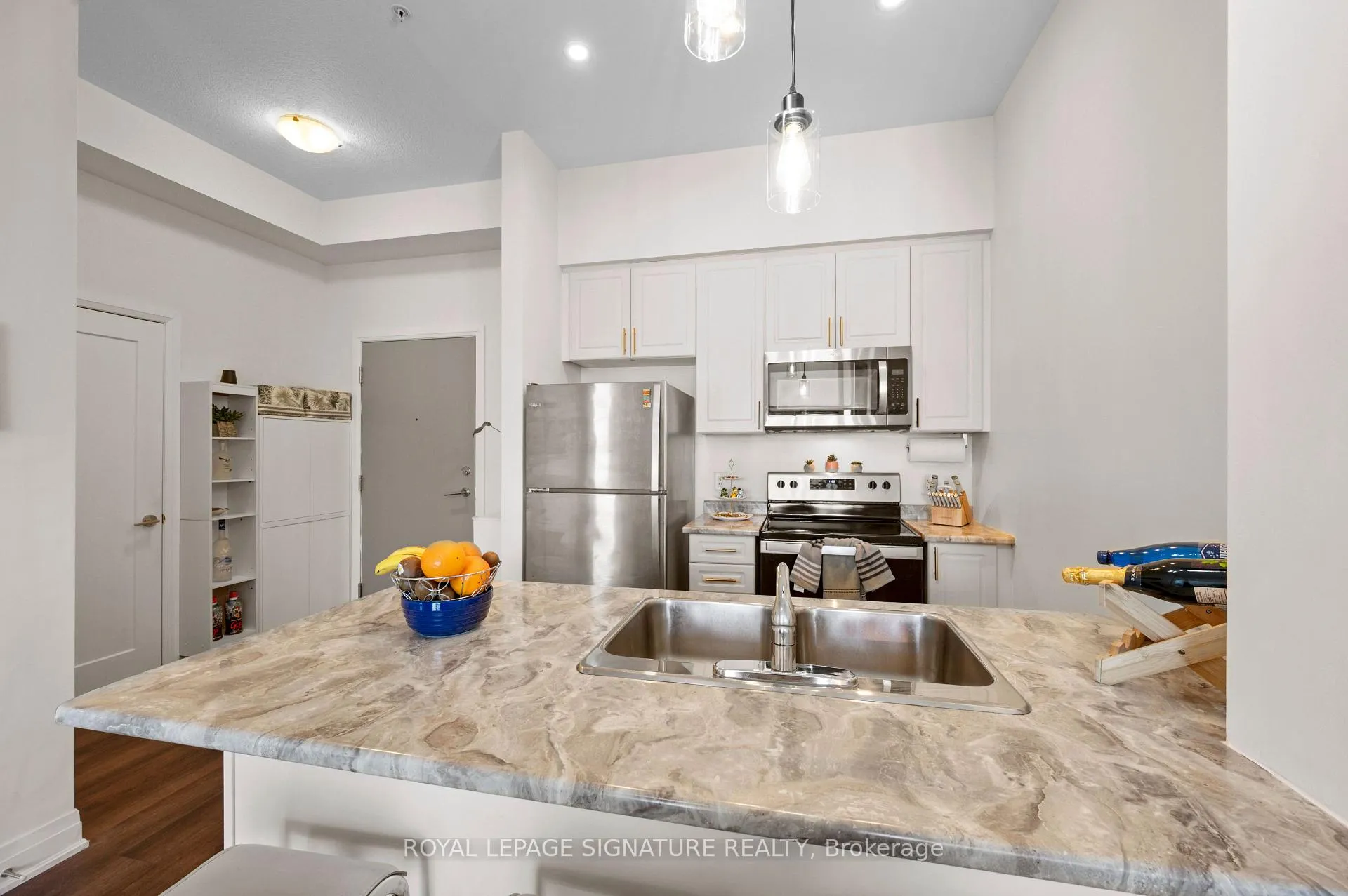 Photo 12 of Unit 630, 16 Concord Place, Grimsby, Grimsby Beach — HOMEH