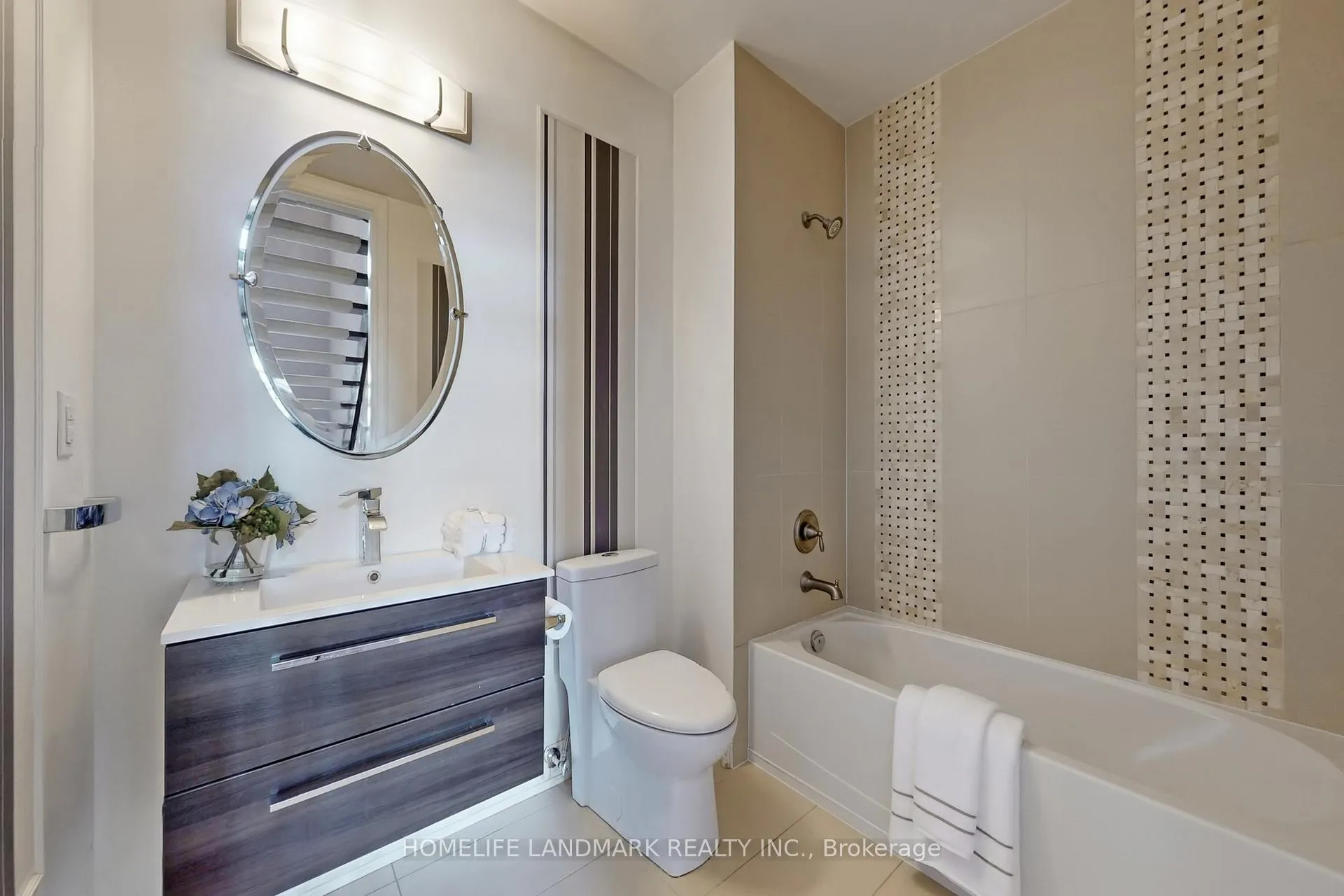 Photo 33 of 588 Serafini Crescent, Milton, Willmott — HOMEH