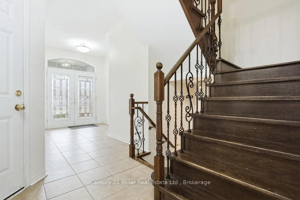 Photo 13 of 4827 Columbus Drive, Burlington, Alton — HOMEH