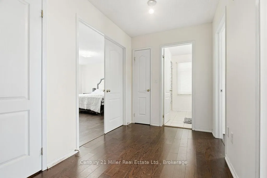 Photo 14 of 4827 Columbus Drive, Burlington, Alton — HOMEH