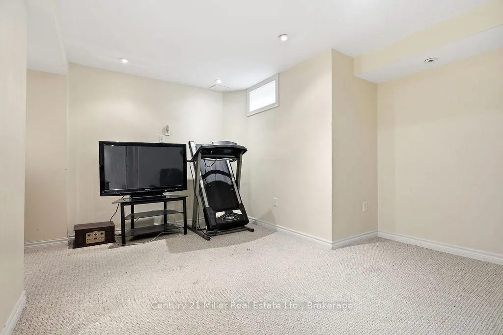 Photo 28 of 4827 Columbus Drive, Burlington, Alton — HOMEH