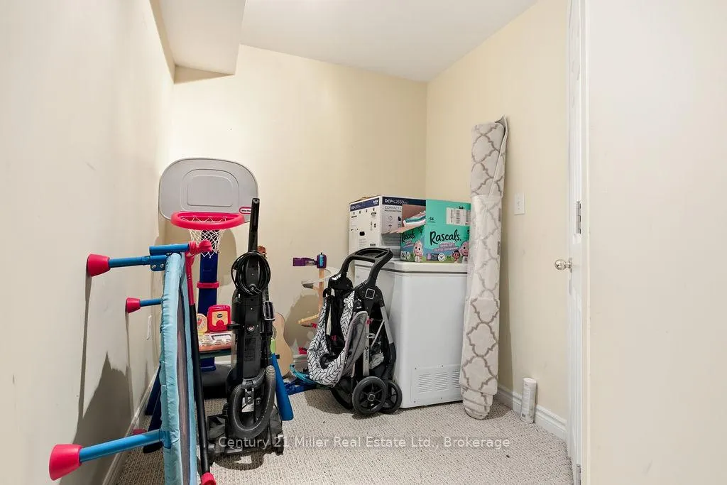 Photo 31 of 4827 Columbus Drive, Burlington, Alton — HOMEH