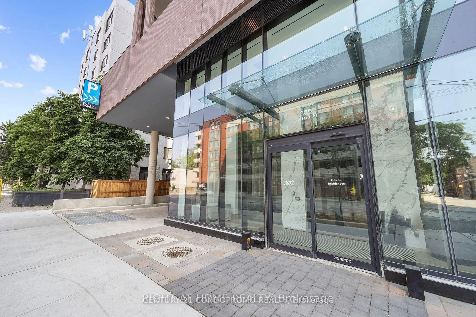 Photo 2 of Unit 721, 285 Dufferin Street, Toronto, South Parkdale — HOMEH